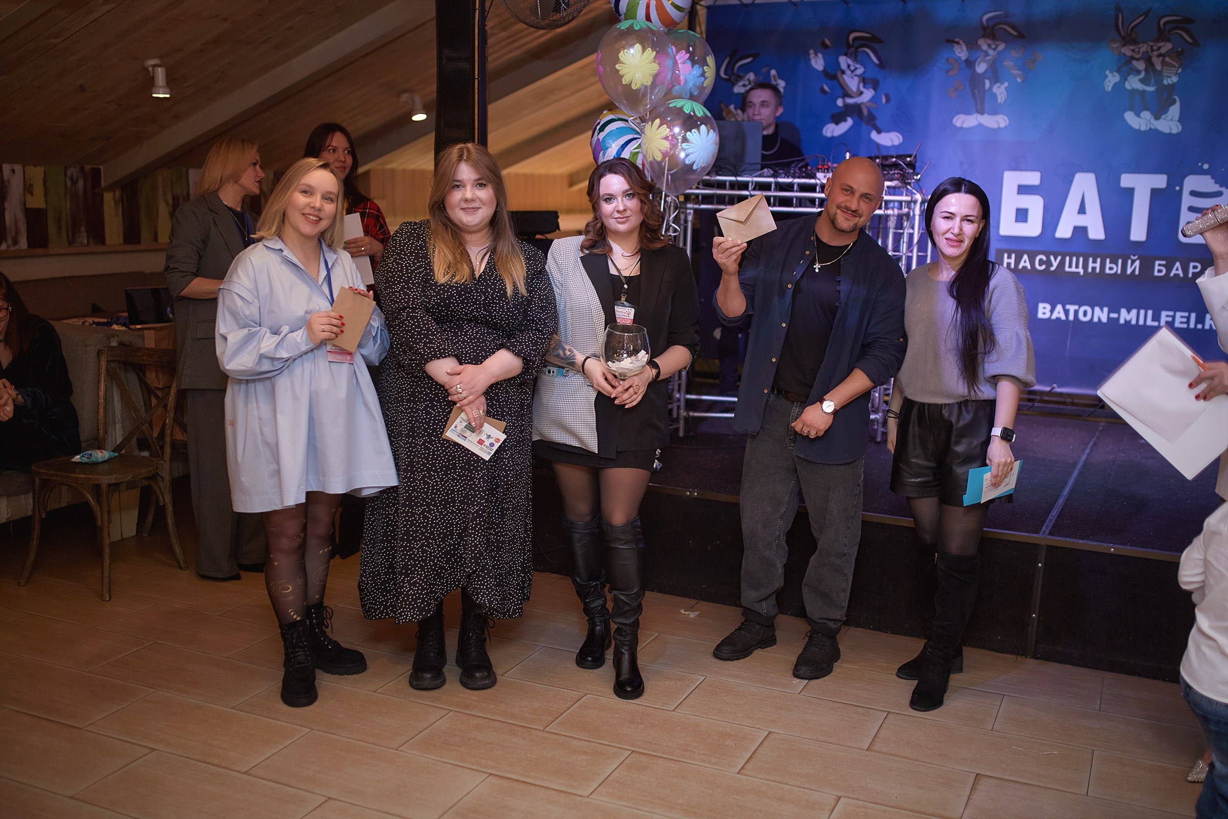 Благотворительный концерт в кафе-баре «Батон» (27.02.2024). Фотограф Роман Желтухин
