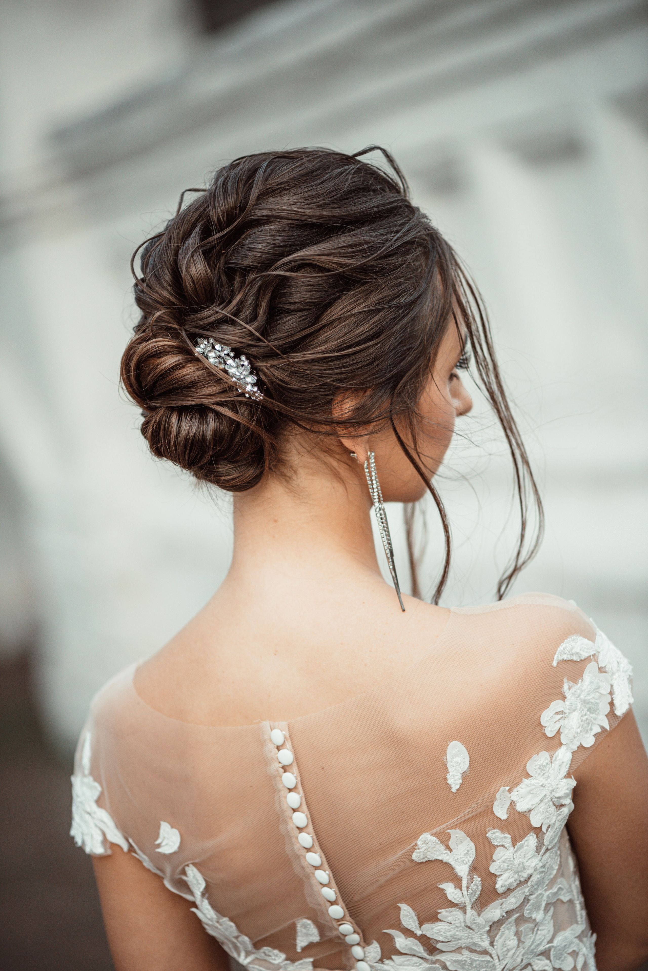 Свадебные прически. Юлия Штовбань — ваш визажист и стилист по волосам в Москве