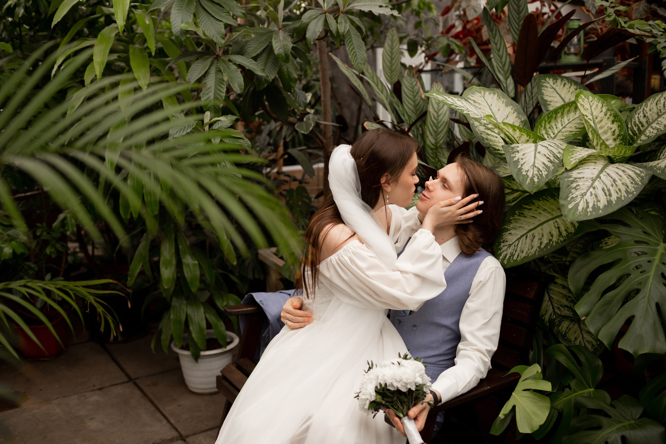 Свадебная фотосессия во Дворце на Фурштатской. Свадебный фотограф Кирилл Белый