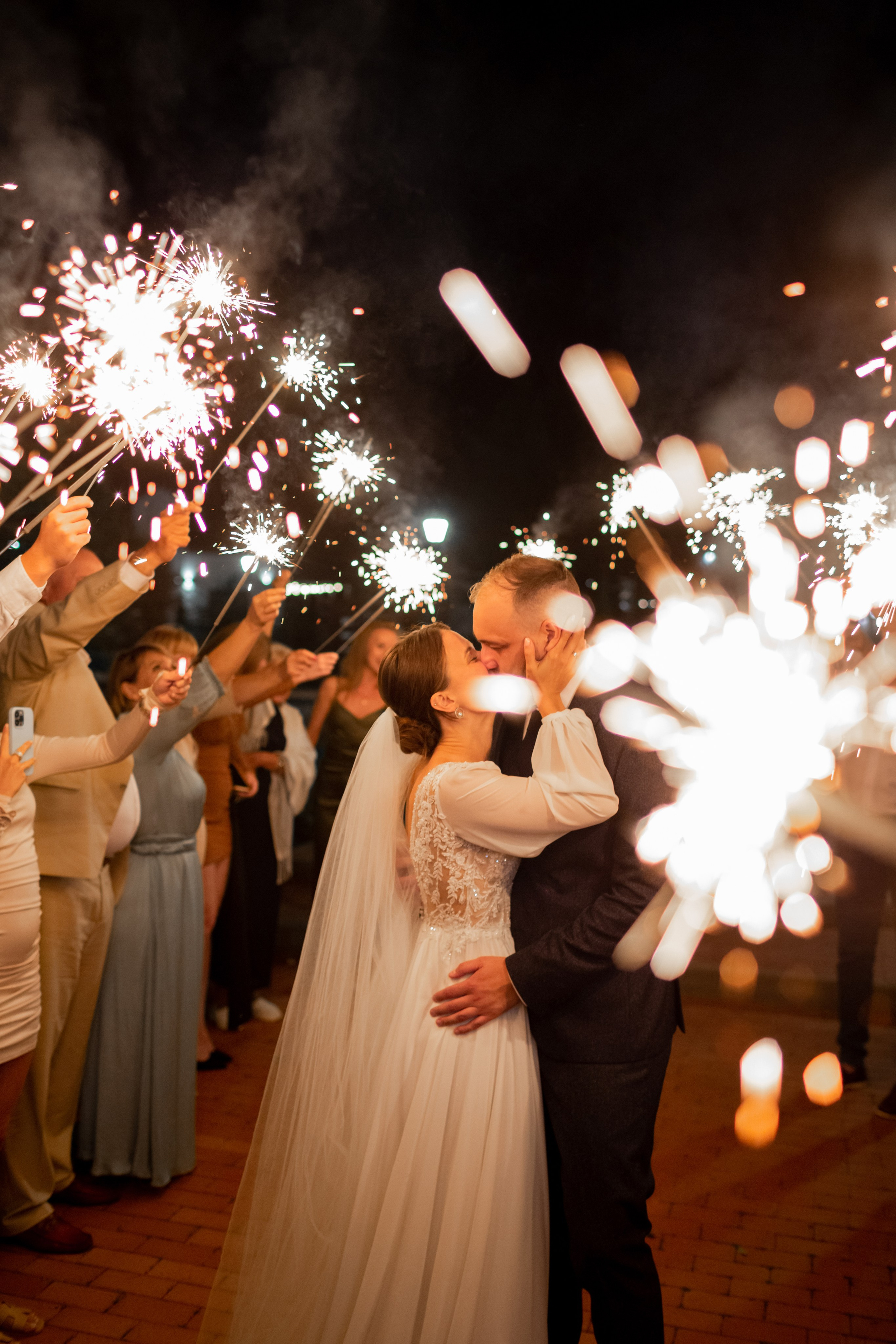 Свадебная фотопрогулка в Пушкине. Свадебный фотограф Кирилл Белый