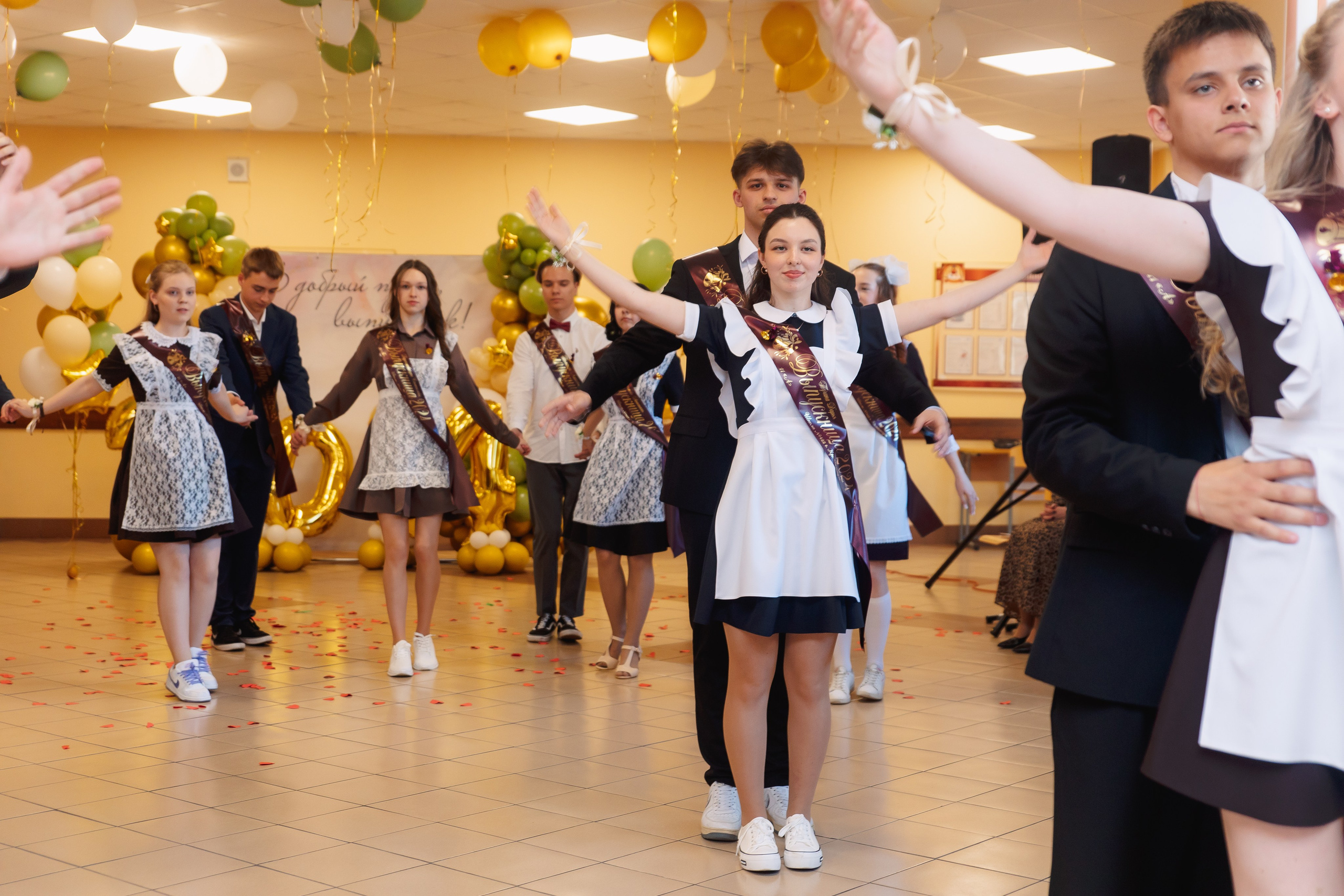 Последний звонок. Фотограф в Кронштадте и Санкт-Петербурге Анастасия Коваленко