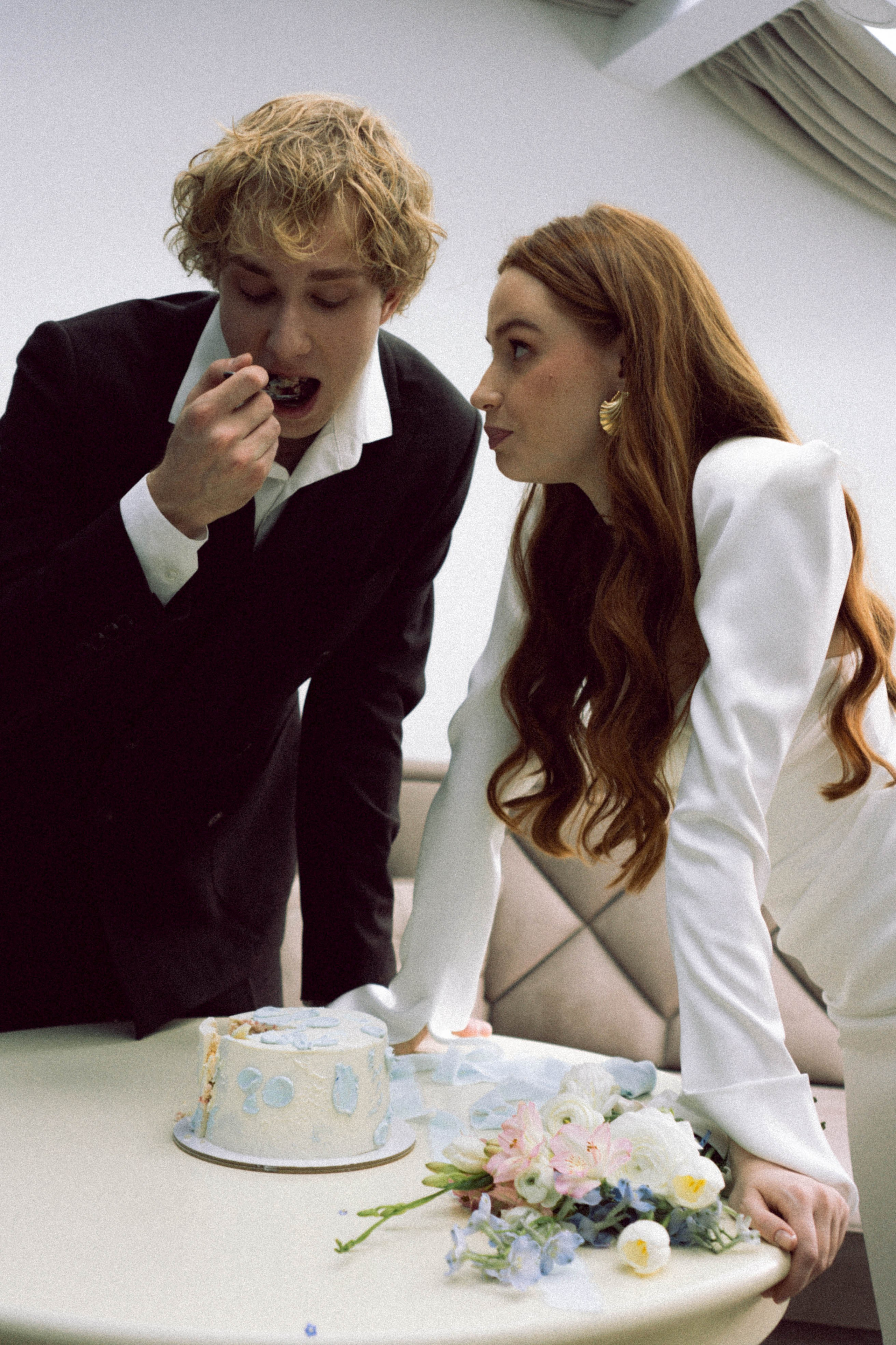 СВАДЕБНАЯ СЬЕМКА В ОТЕЛЕ. СБОРЫ ЖЕНИХА И НЕВЕСТЫ И ТАКЖЕ ТОР И ПОДГОТОВКА К ПРОГУЛКЕ. Профессиональный фотограф, Санкт-Петербург — Виктория Богомолова