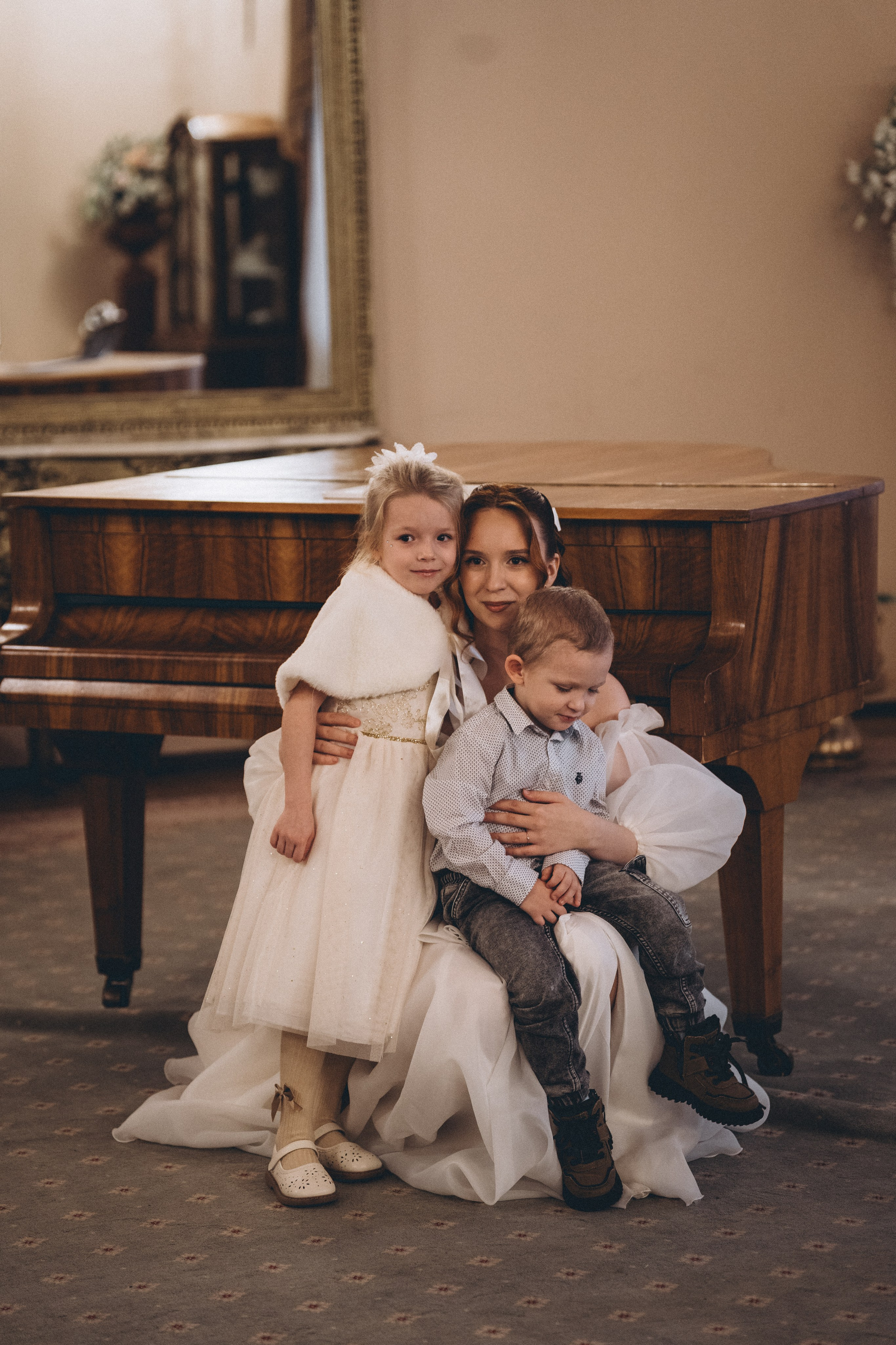 СВАДЕБНАЯ СЬЕМКА ВО ВТОРОМ ДВОРЦЕ С ГОСТЯМИ И ПРОГУЛКА В ТАВРИЧЕСКОМ САДУ. Профессиональный фотограф, Санкт-Петербург — Виктория Богомолова