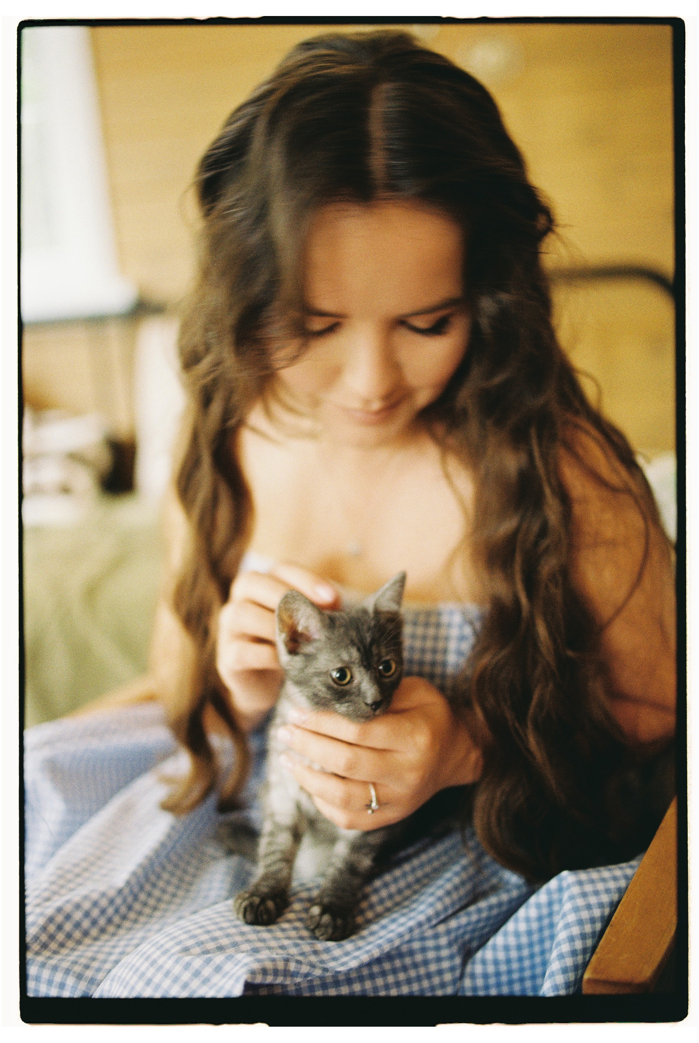 Зеленая тропа, уютная свадьба под дождем. Афина Ефимова. Свадебный фотограф Москва