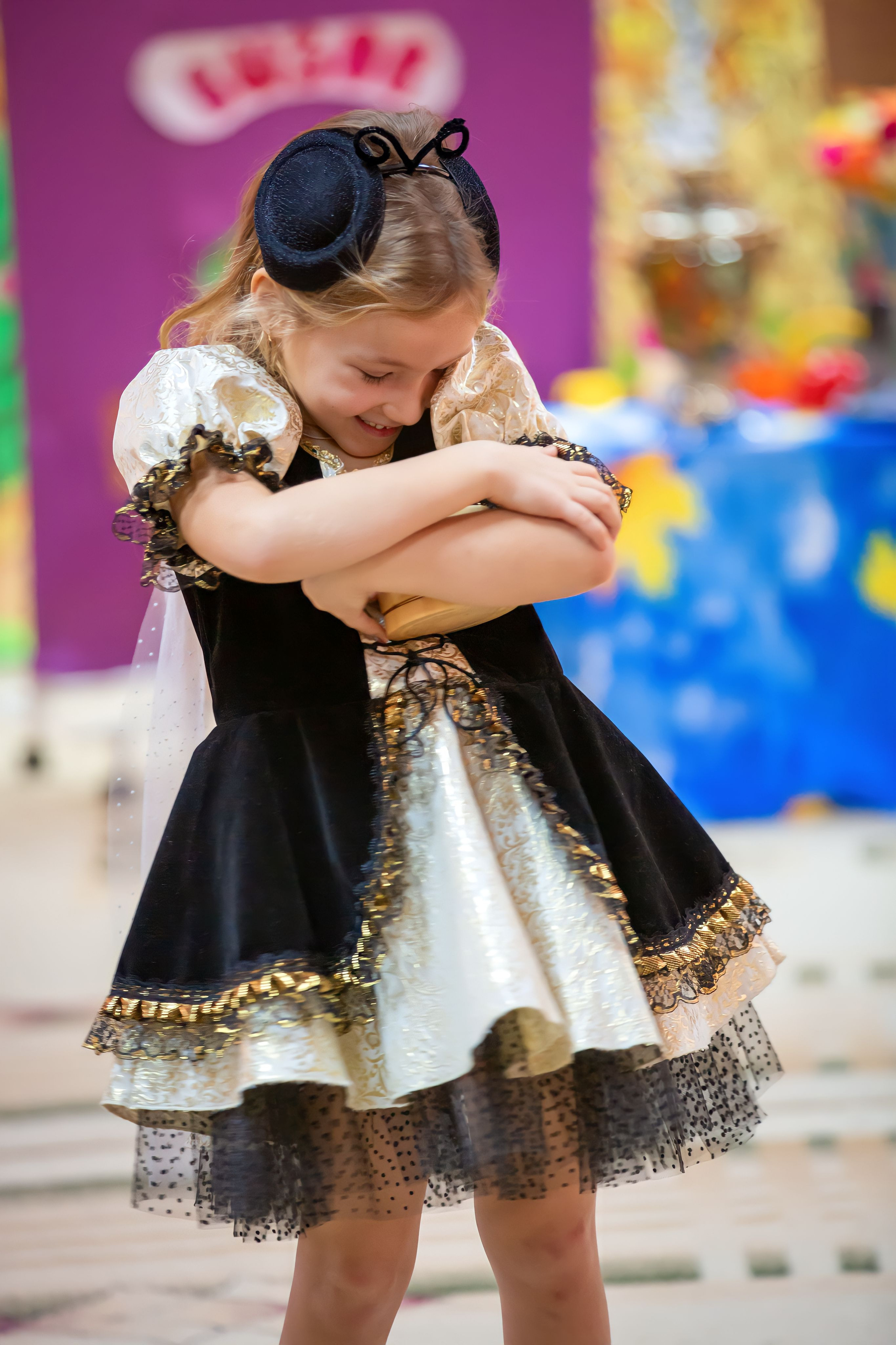 Репортаж осеннего утренника «Муха-Цокотуха». Школьный и детсадовский фотограф Москва. Детский фотограф