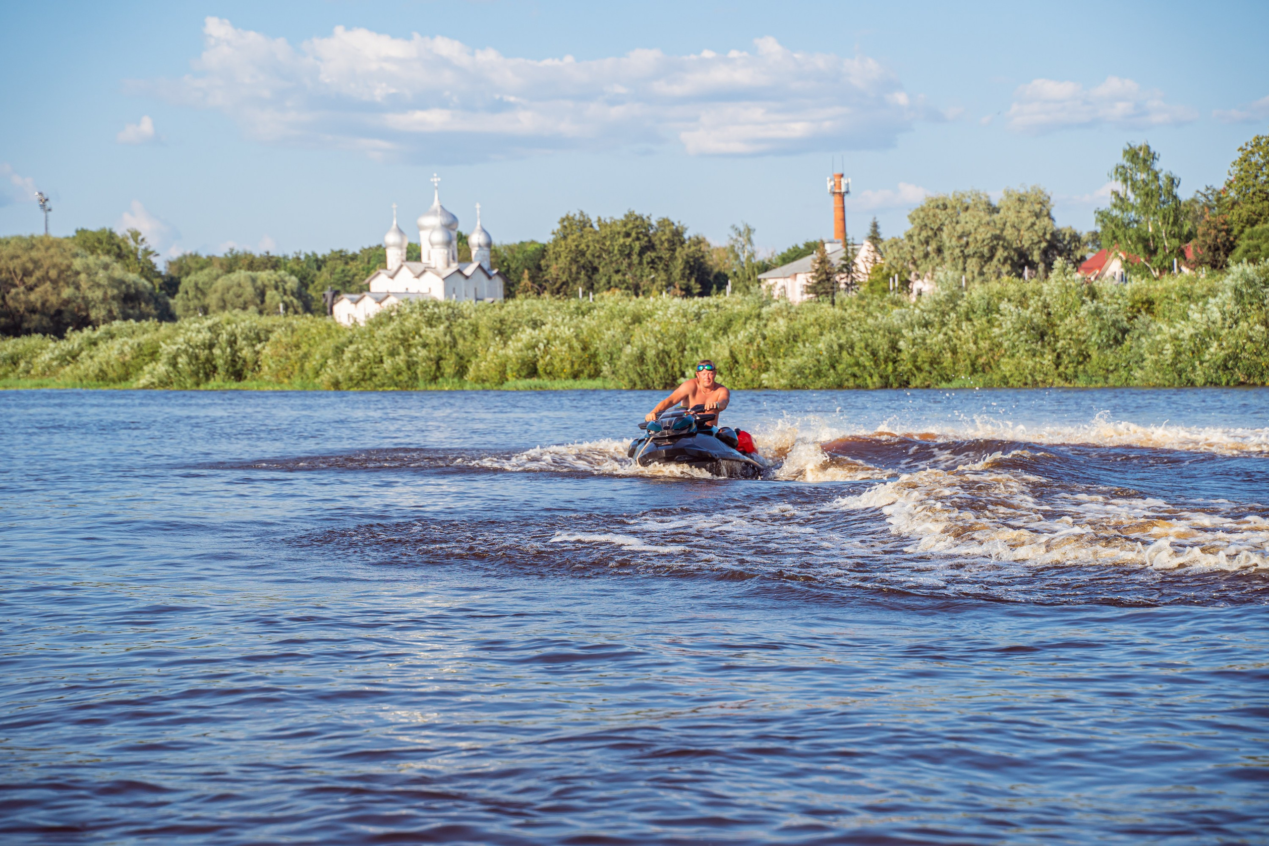 Гидровыезд -Великий Новгород. Свадебный, семейный, портретный, репортажный фотограф в Санкт-Петербурге