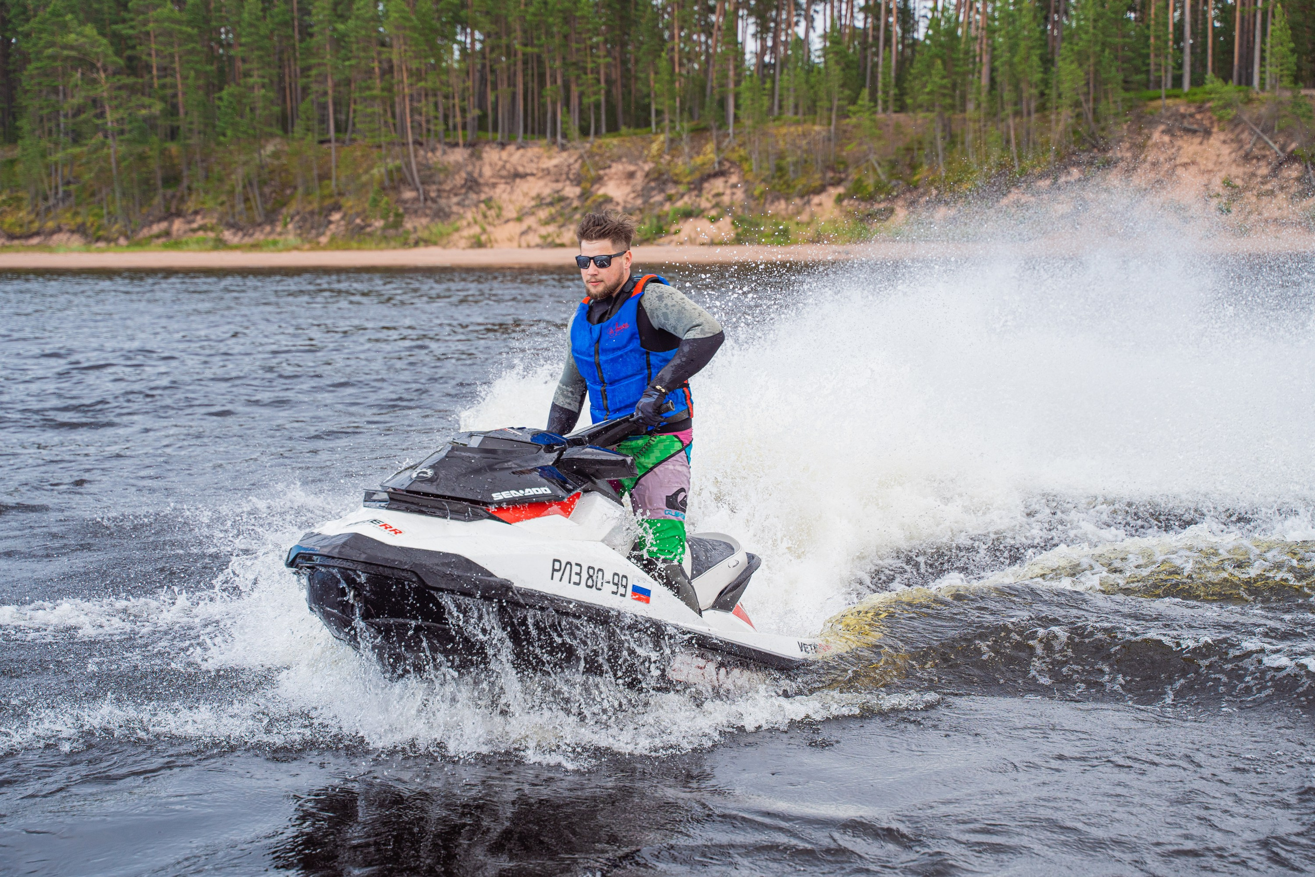 Гидровыезд в Коневский мужской монастырь. Свадебный, семейный, портретный, репортажный фотограф в Санкт-Петербурге