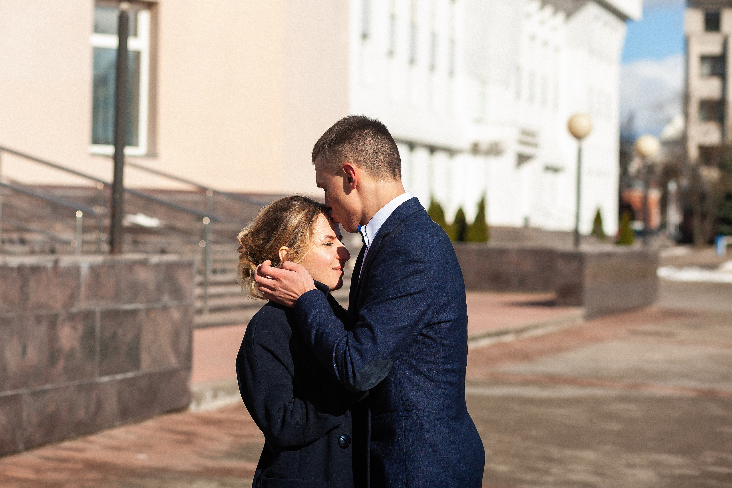 Мартовская свадебная сьемка в центре города. Олег Сверчков | Свадебный фотограф Вологда