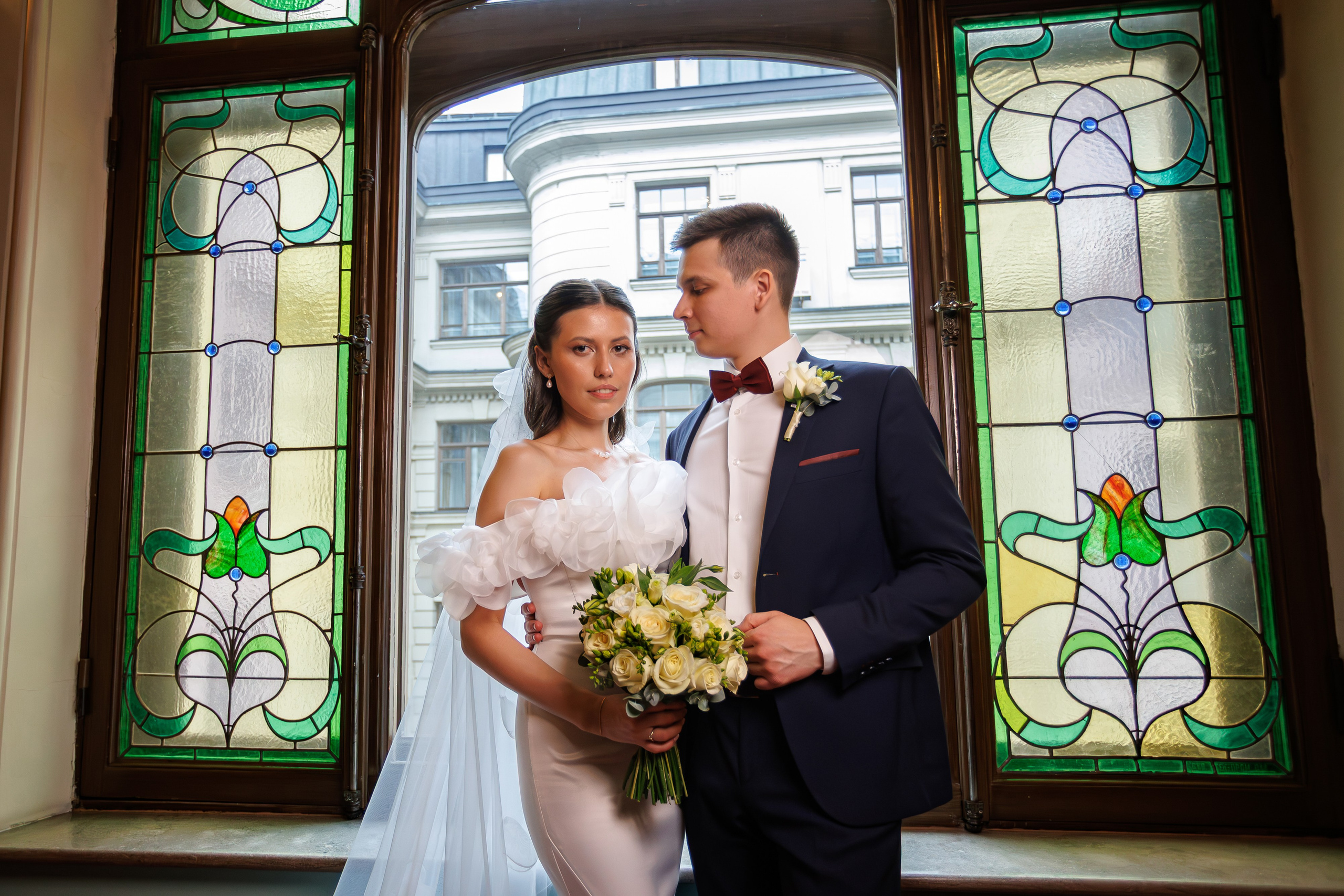 Свадебная фотосессия и сборы в гостинице Националь. Свадебный фотограф Москва и МО Сергей Киржаев