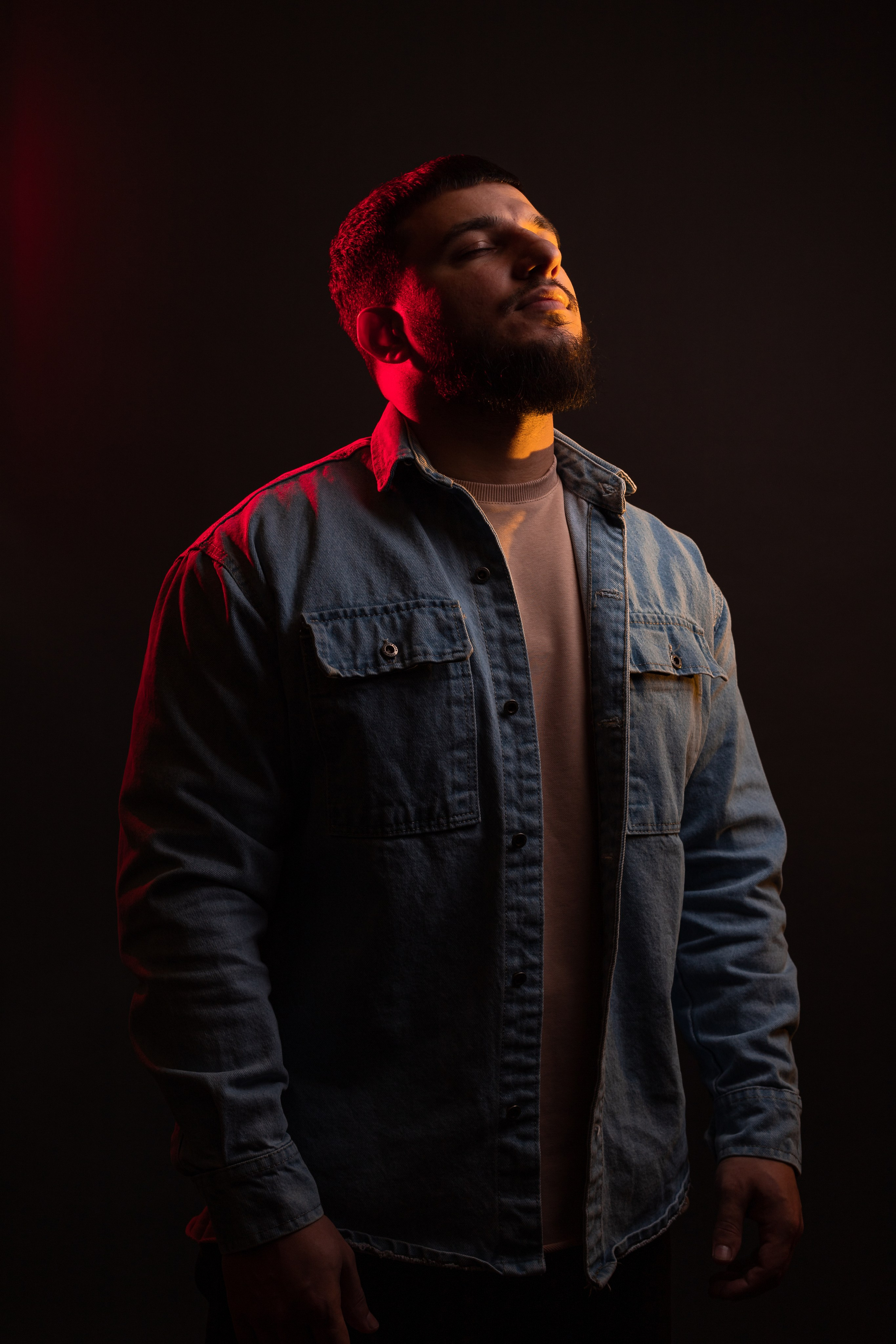 Студийная съемка. Студийный и свадебный фотограф в Грозном Махашев Харон