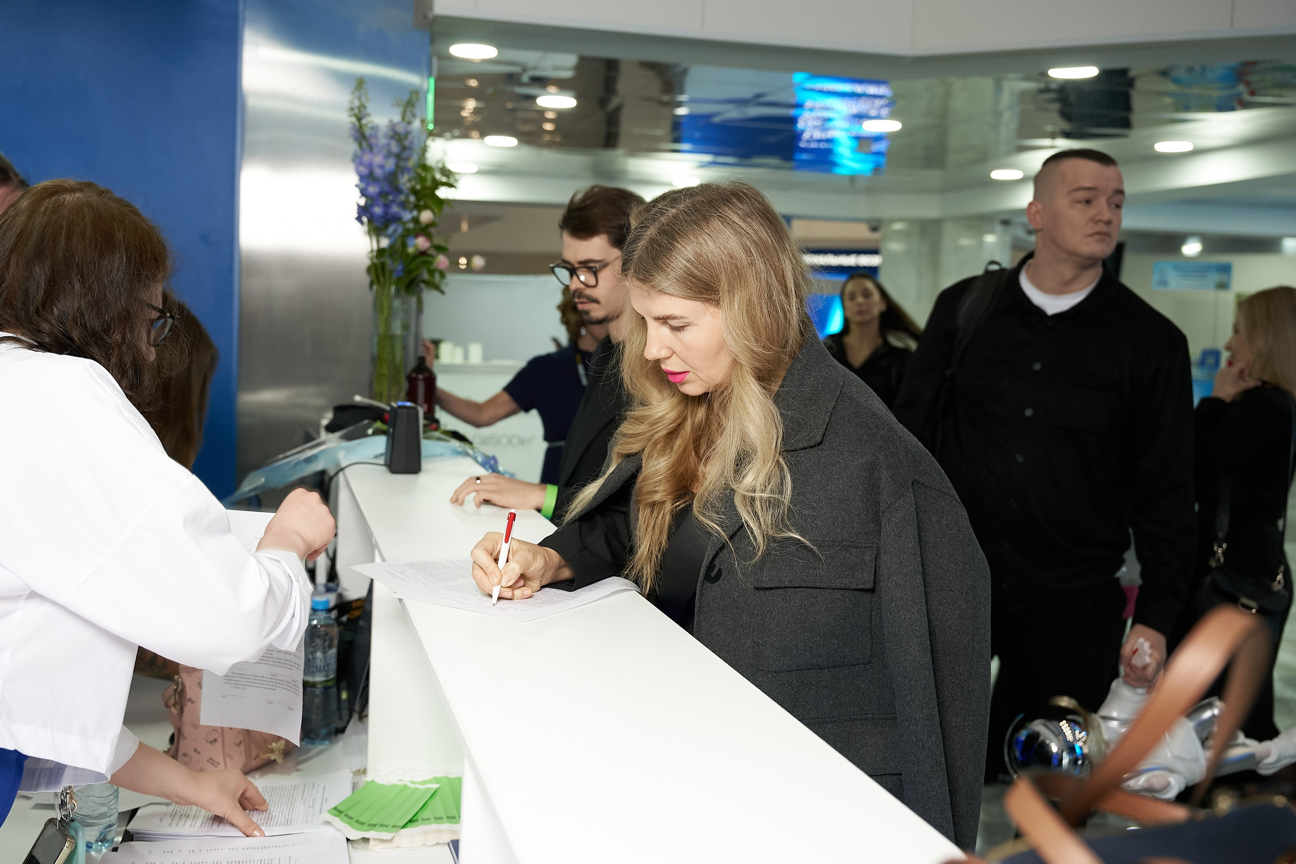 СЛУШАТЕЛИ. PRO-AGELESS