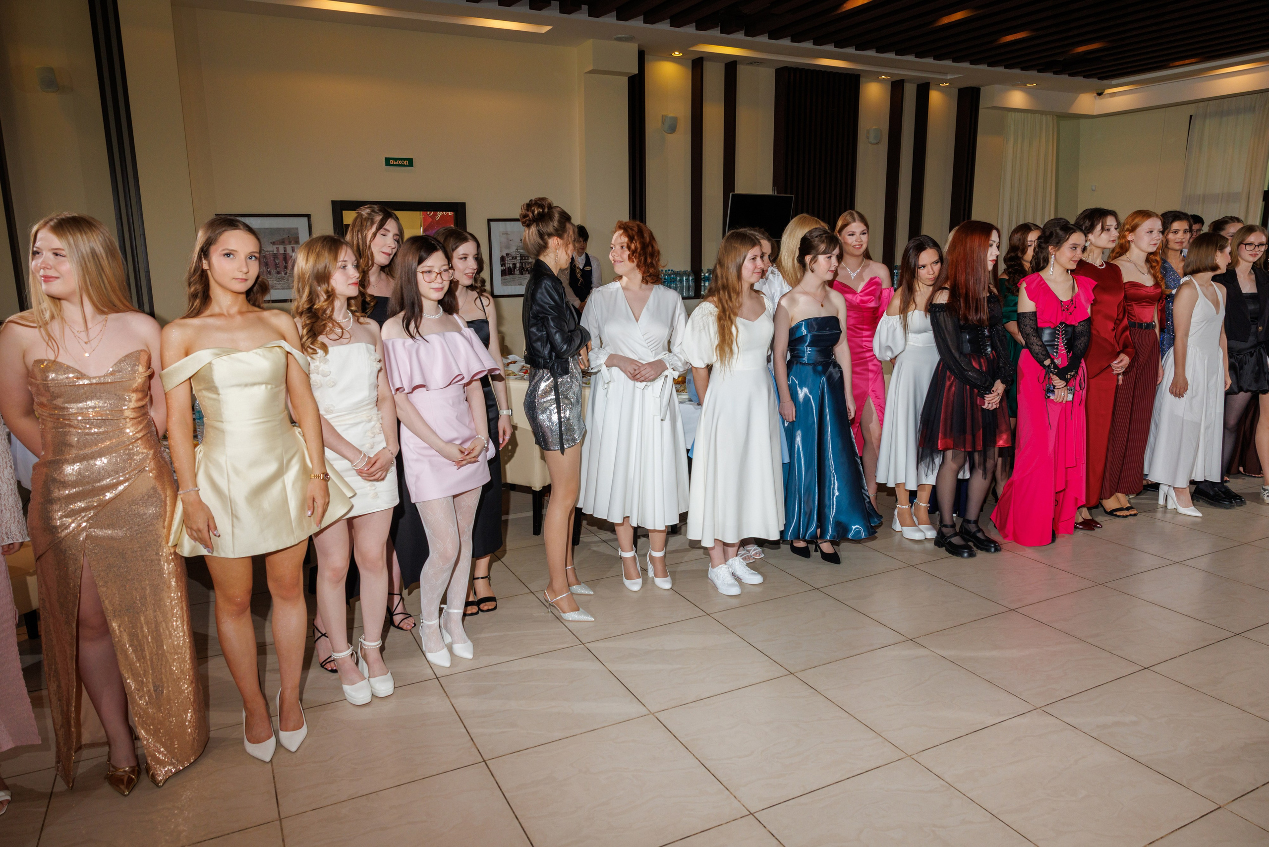 Выпускной 2025 Шк 10. Коммерческий фотограф Андрей Тремасов
