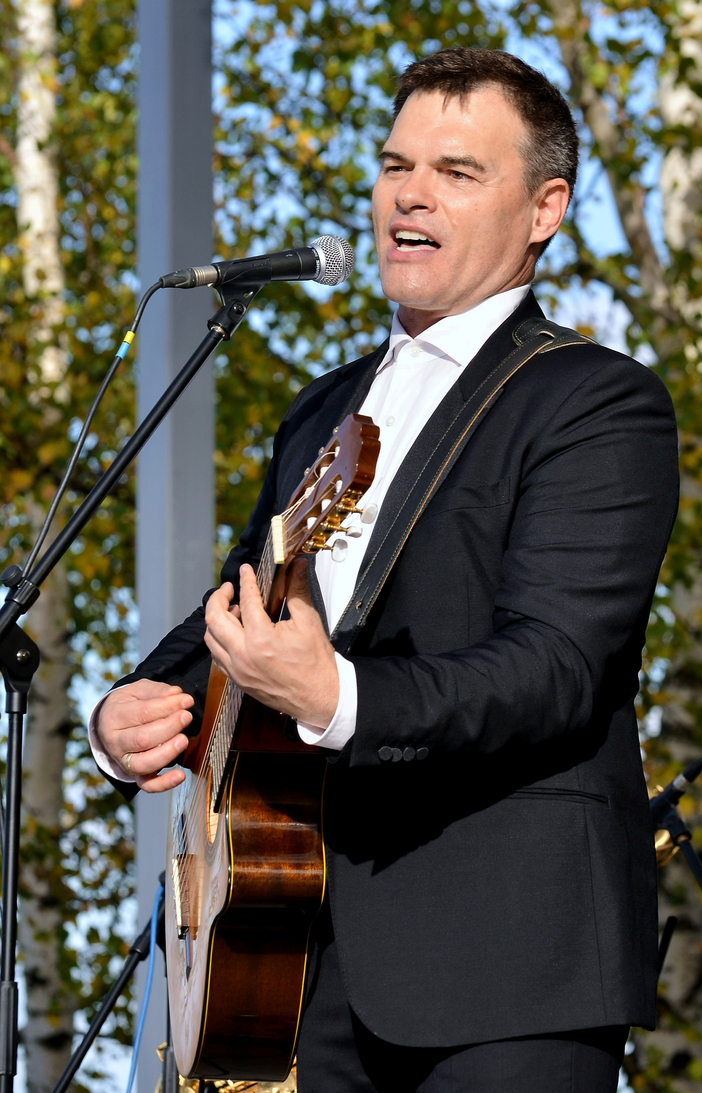 Евгений Дятлов. ФОТОГРАФ ВАШИХ МЕРОПРИЯТИЙ РЯЗАНЬ СЕРГЕЙ КЛЮЕВ Концертная фотография близка к репортажу и портретной съемке