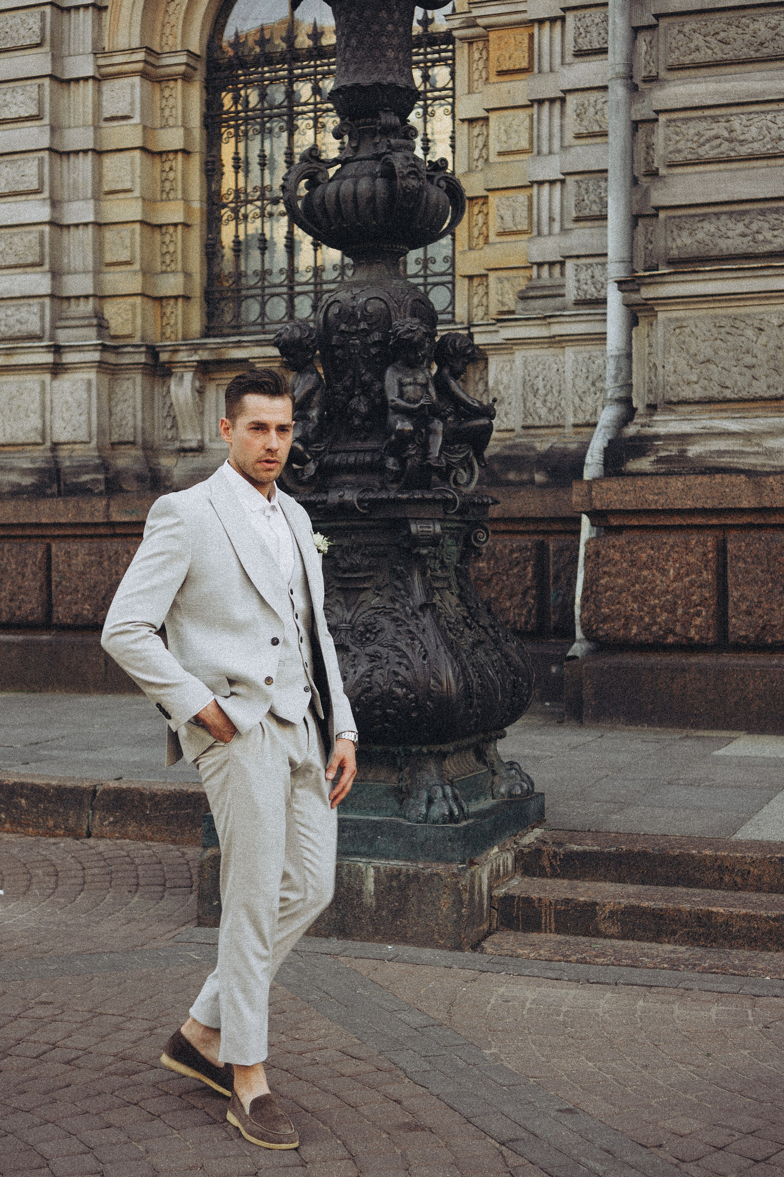 Свадебная сьемка у академии Штиглица. Профессиональный фотограф, Санкт-Петербург — Виктория Богомолова