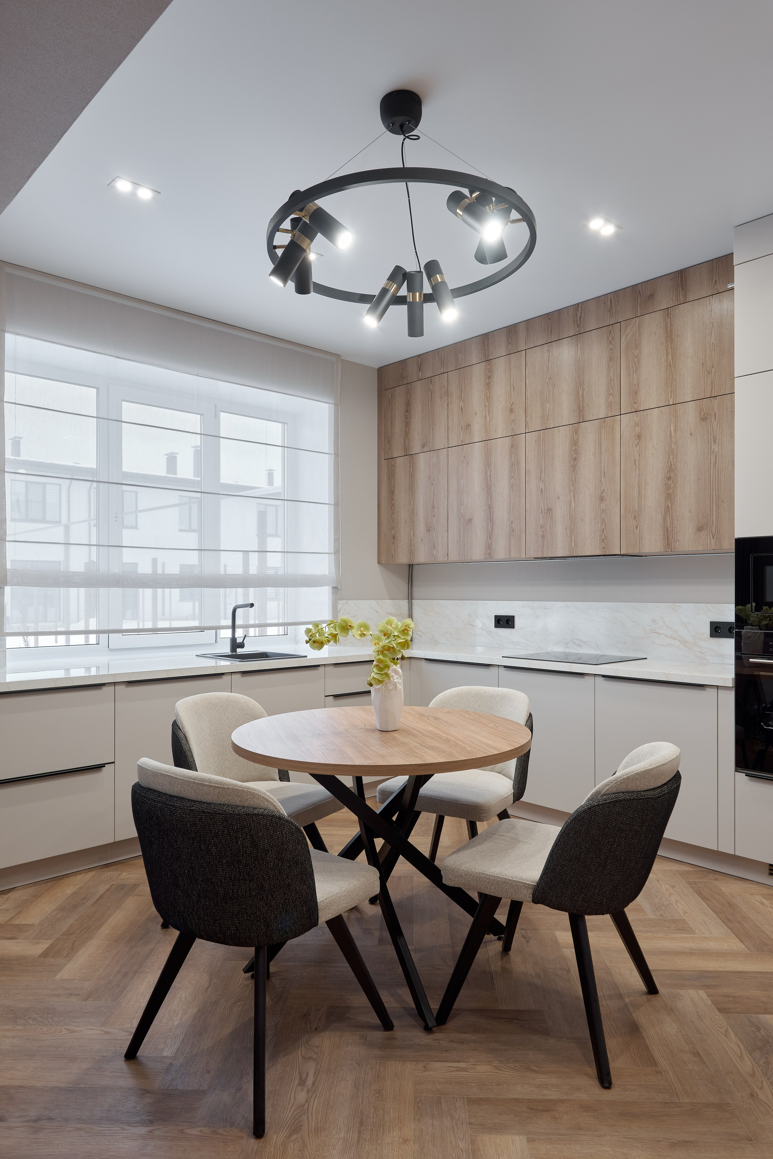 Пос. Счастливый Дом с отделкой. Абросимов Лев интерьерный и архитектурный фотограф