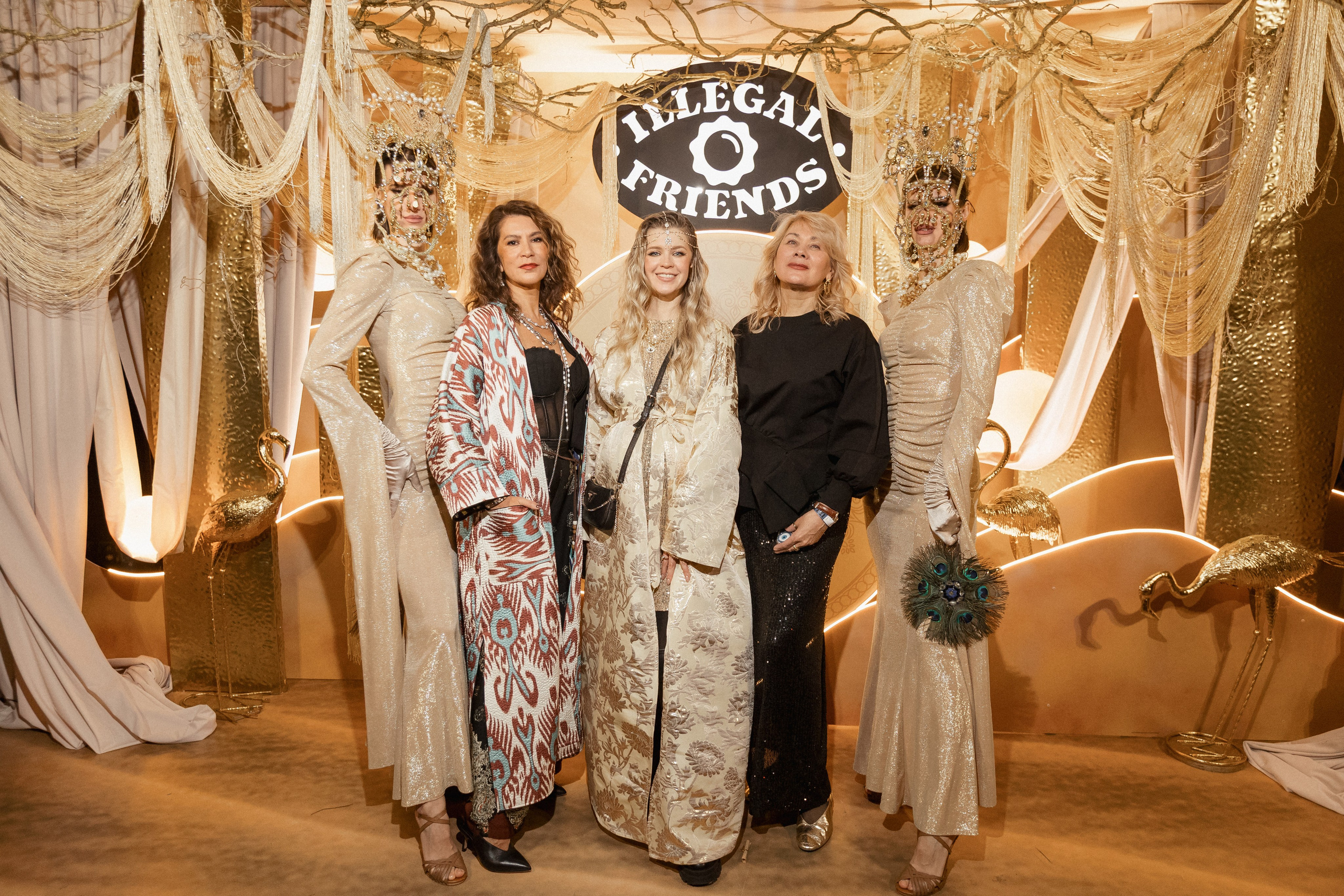 ILLEGAL FRIENDS — MIRAGE [PART I]. СВОИ. ФОТООТЧЕТЫ-СОБЫТИЯ-МЕСТА