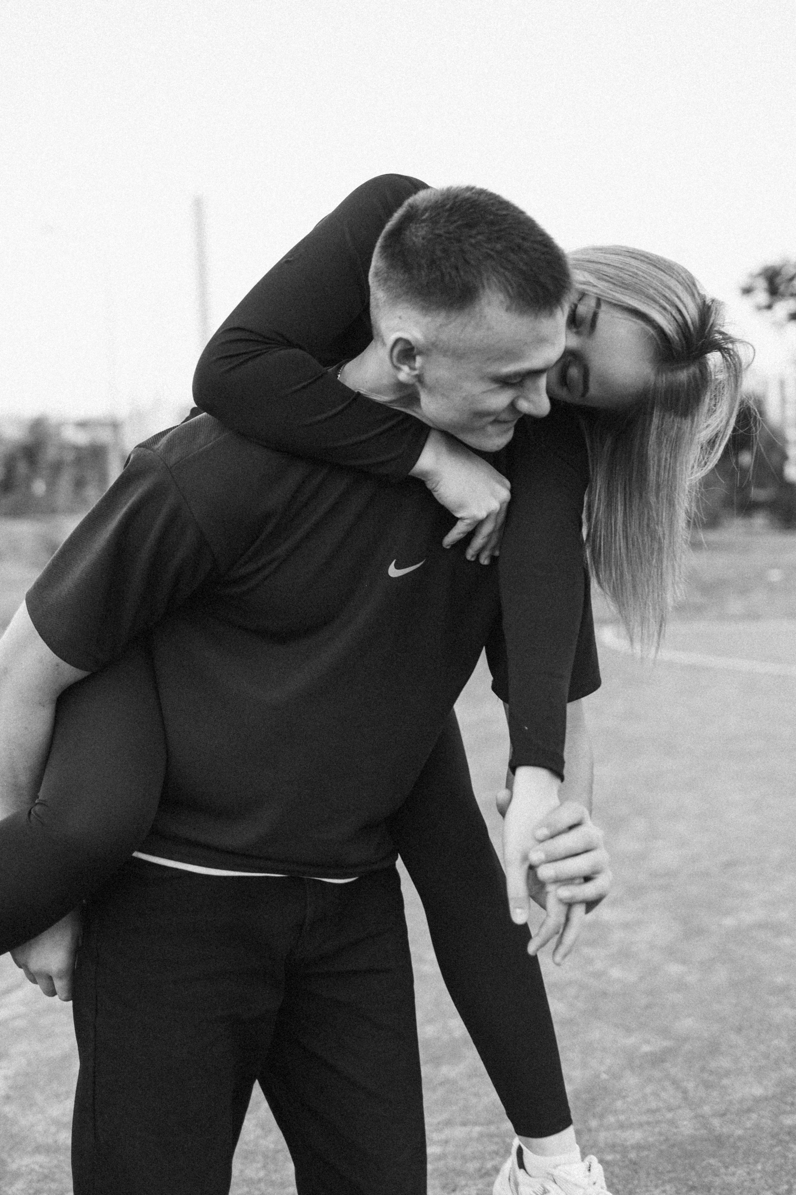 На спорт площадке (Настя+Игорь). Photograph Svetlana Volkova