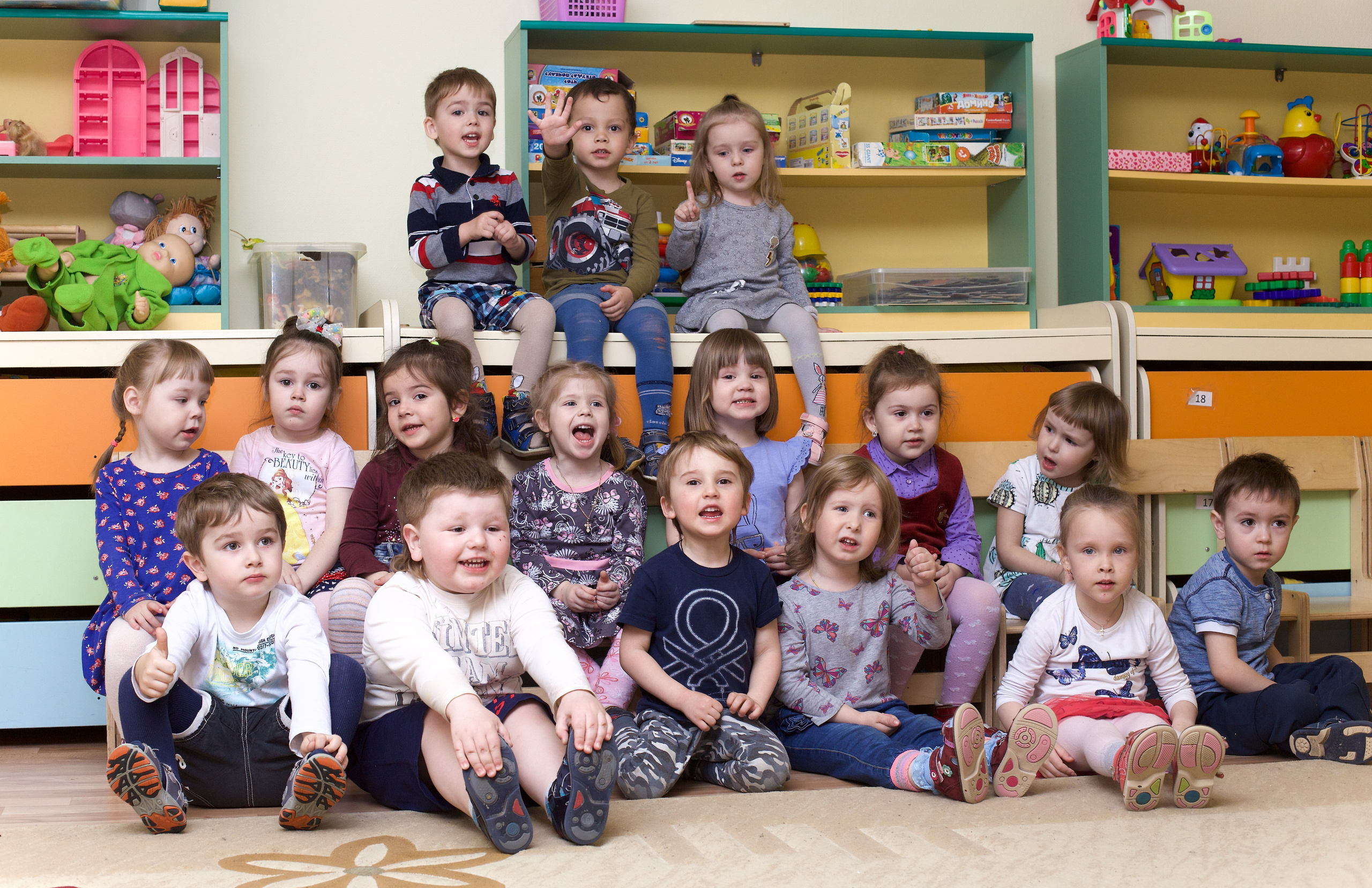 Жизнь в садике. Школьные выпускные альбомы в Москве Марина Николаева