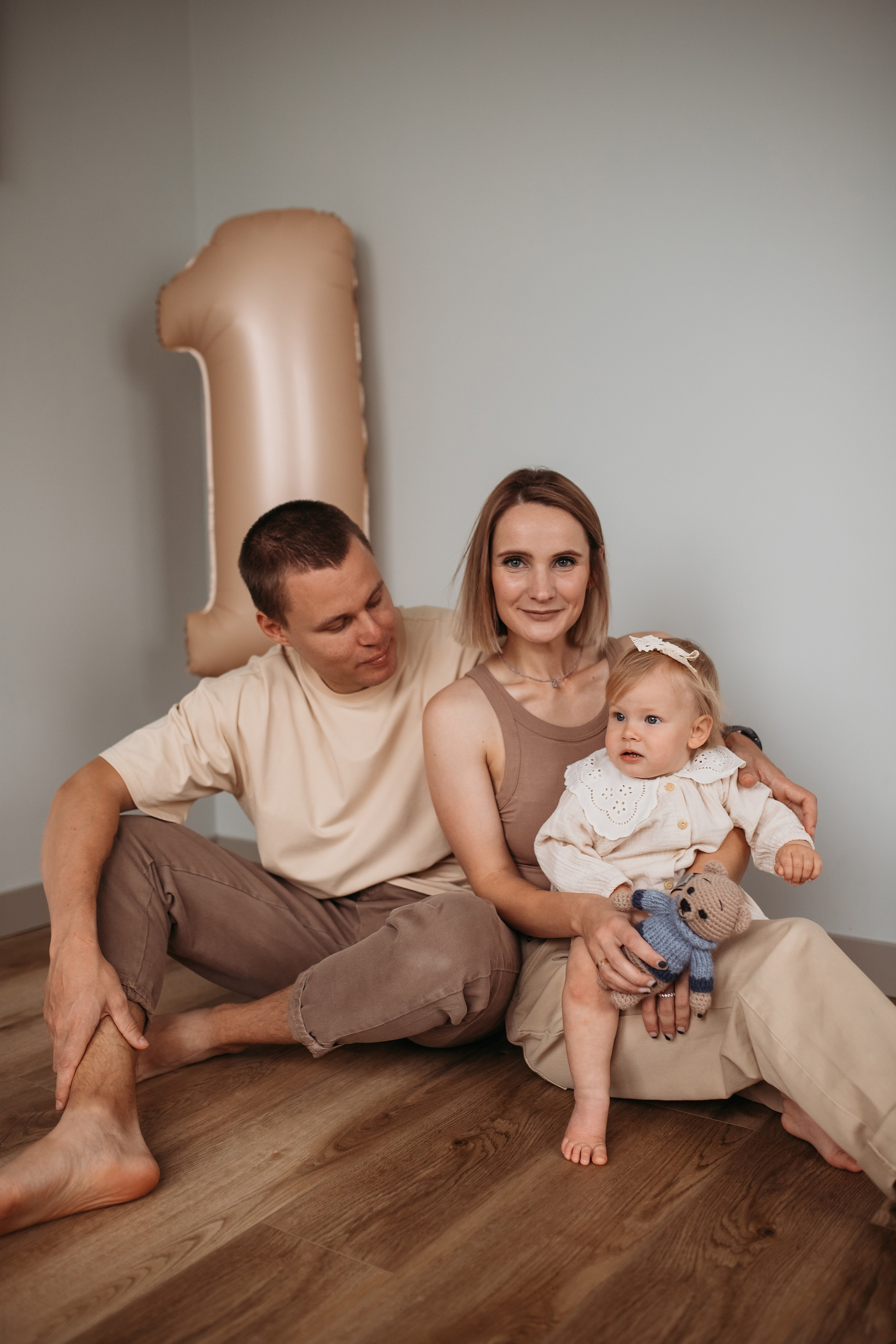 Ксюша (домашняя история). Семейный и детский фотограф Минск, Беларусь