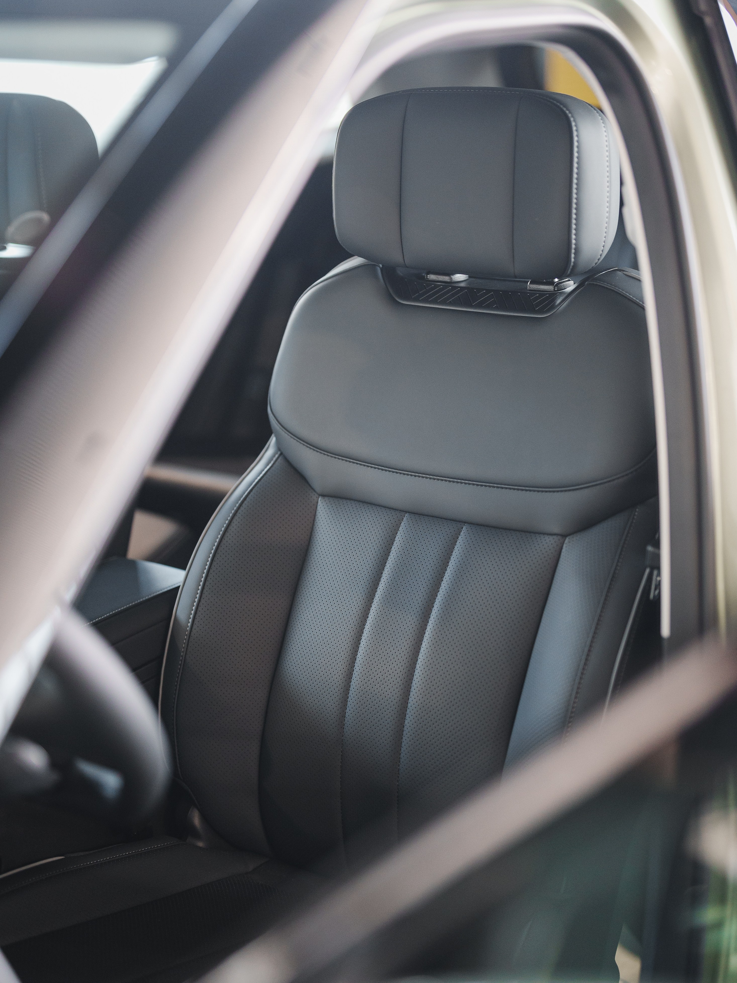 Автосалон «Боравто». Фотограф Олег Сотник