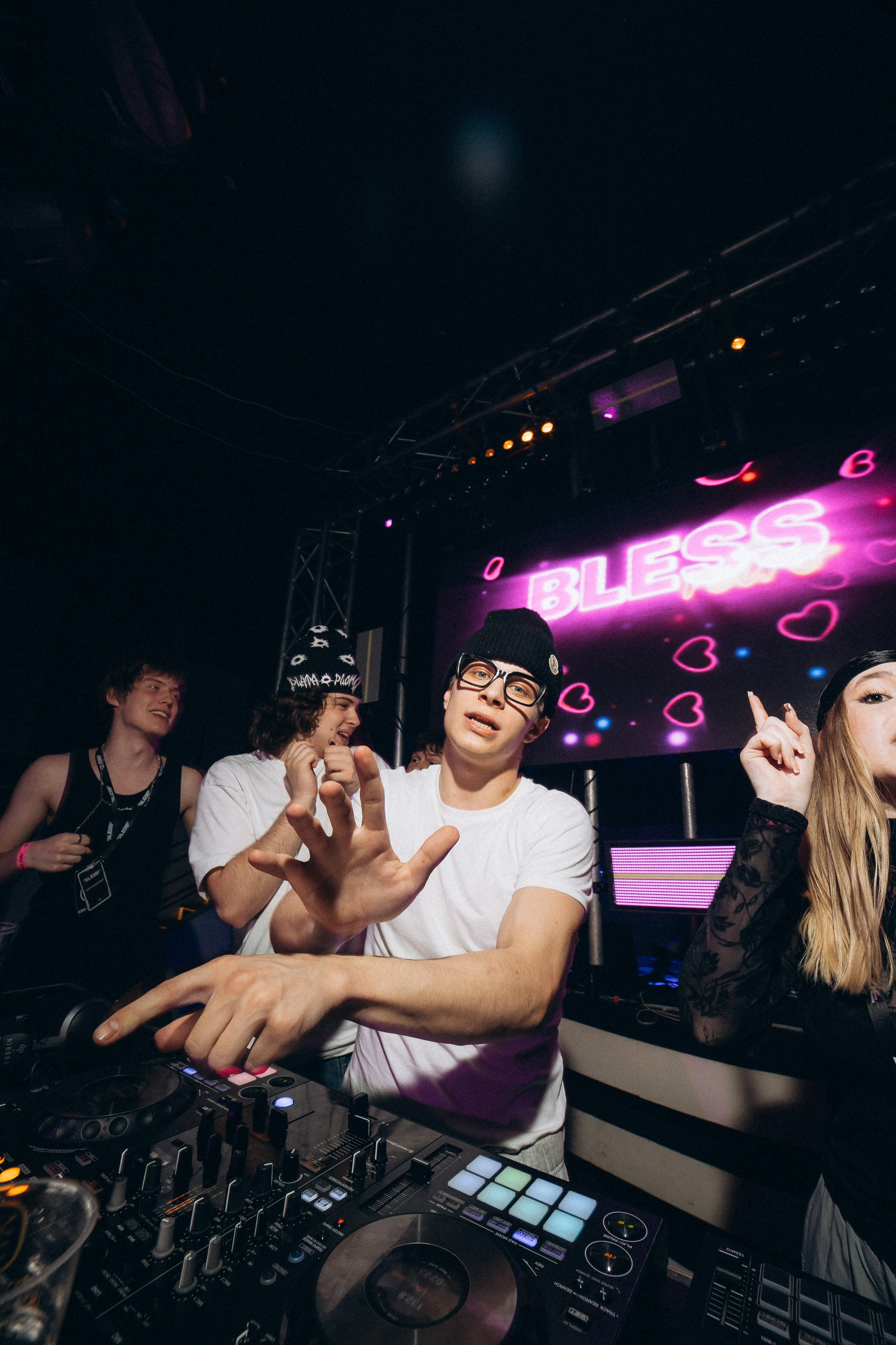 Bless 19-04-25. Свадебный фотограф Роман Медведев , Минск, Беларусь