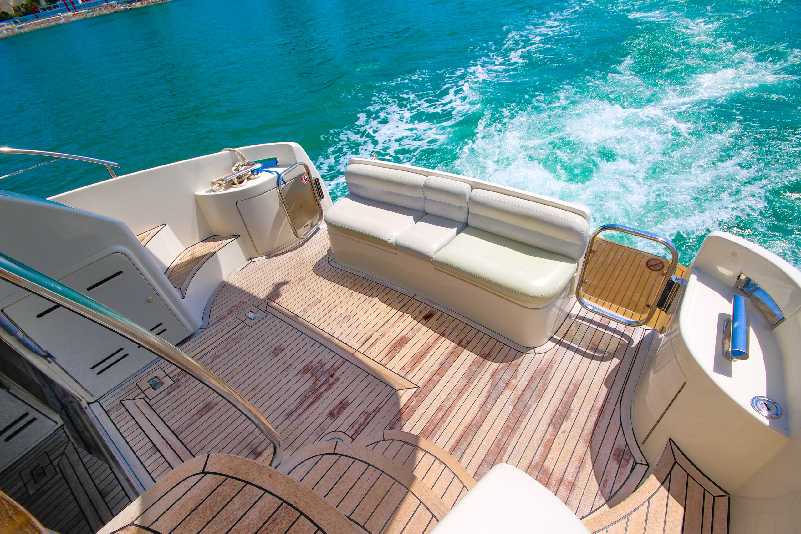 Яхта Санторини Аренда Яхты в Сочи Яхтанаморе YACHTNAMORE YACHTANAMORE