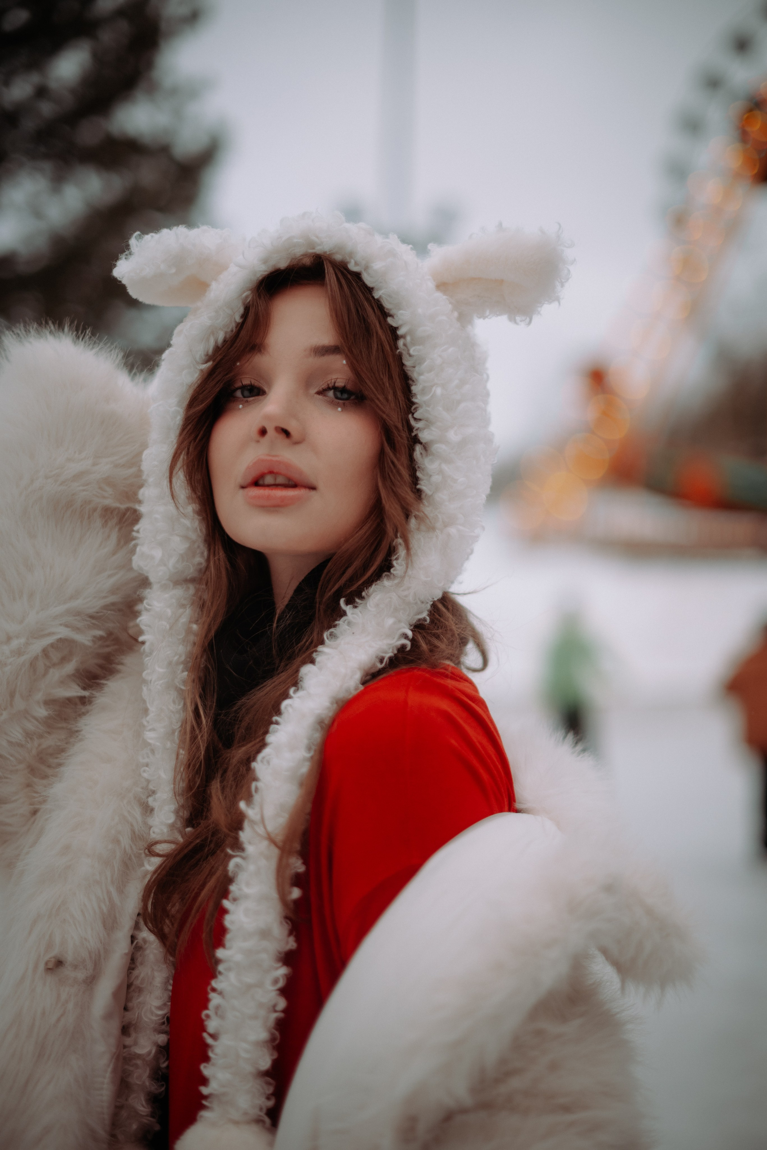 Ирина. Женский фотограф. Создатель украшений ручной работы. Модель