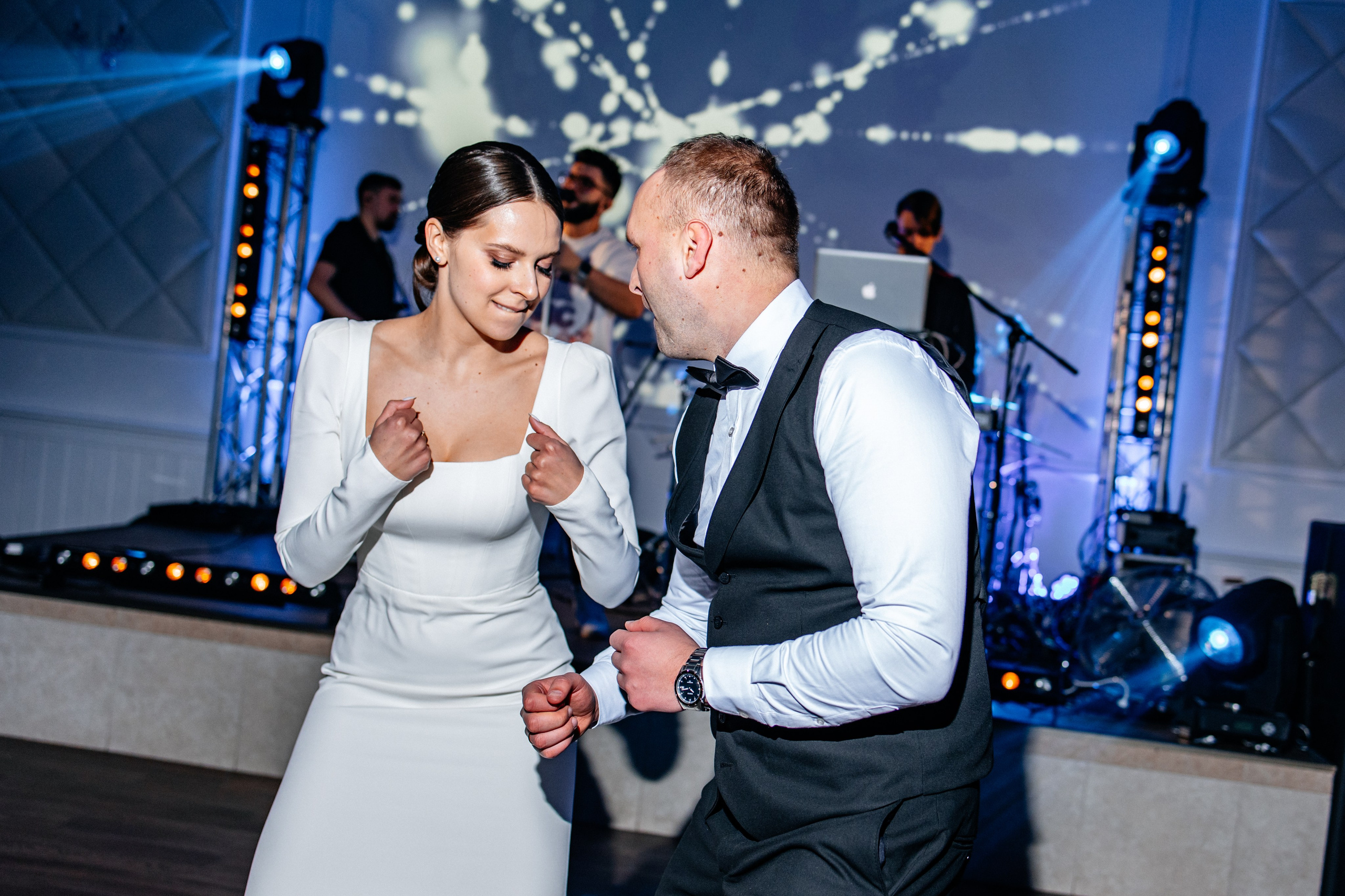 Саша и Оля. Свадебные фотограф и видеограф в Минске Голдосовы Марина и Вадим