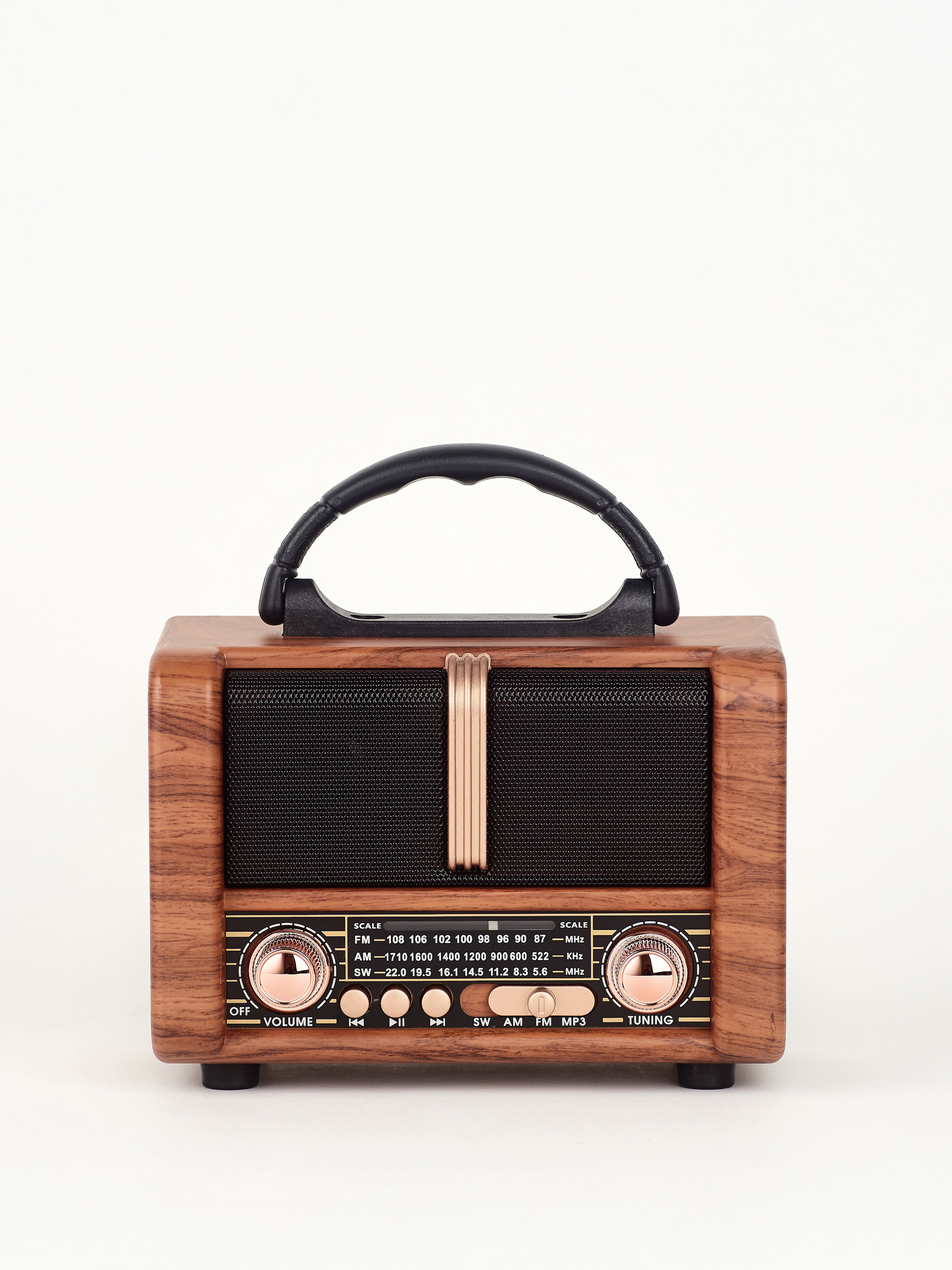 Радио. Предметный фотограф, инфографика и видео в Санкт-Петербурге