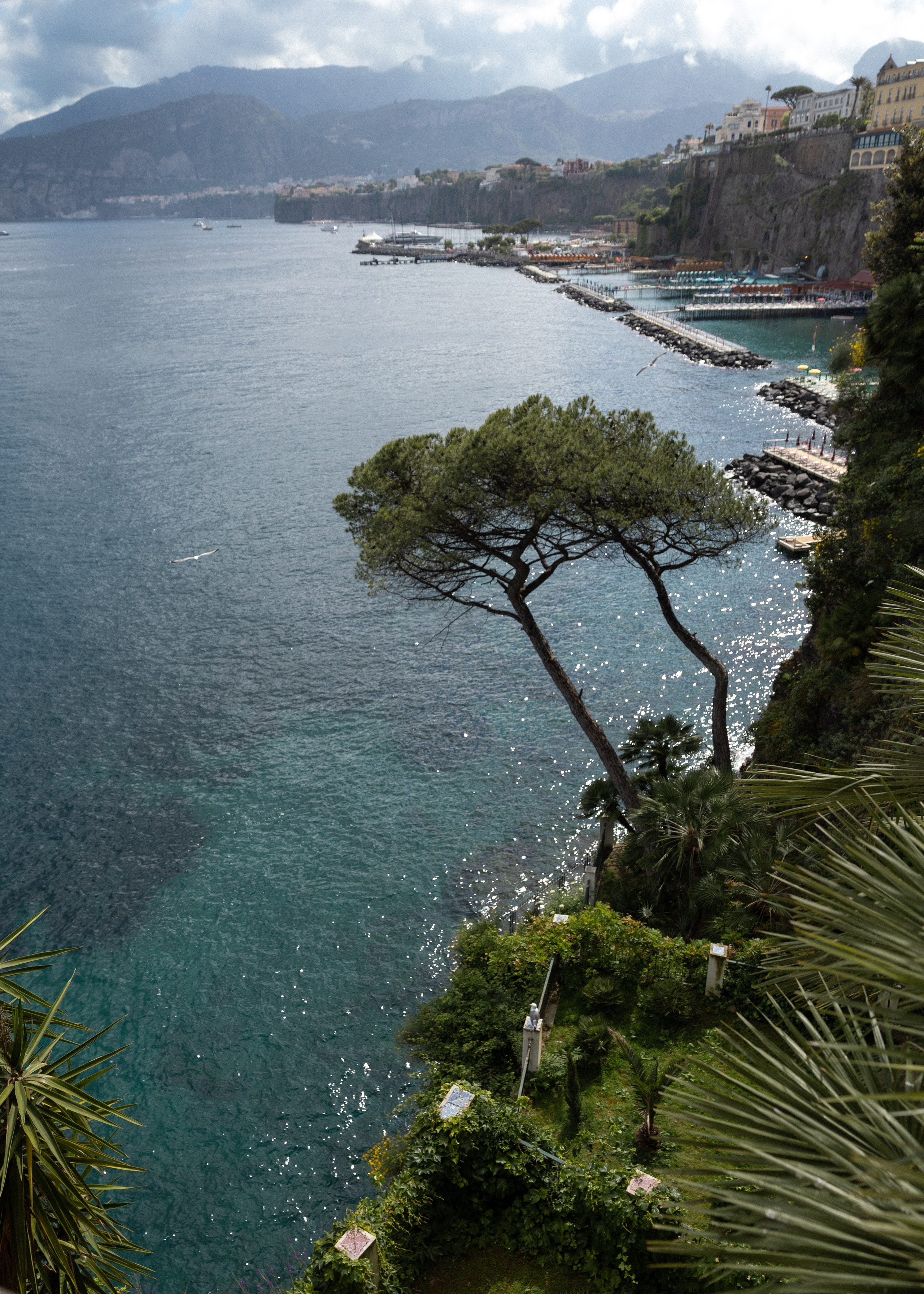 Sorrento, Villa Aster. Galina and Nikita Bykovets, a wedding photographer and videographer duo in Germany