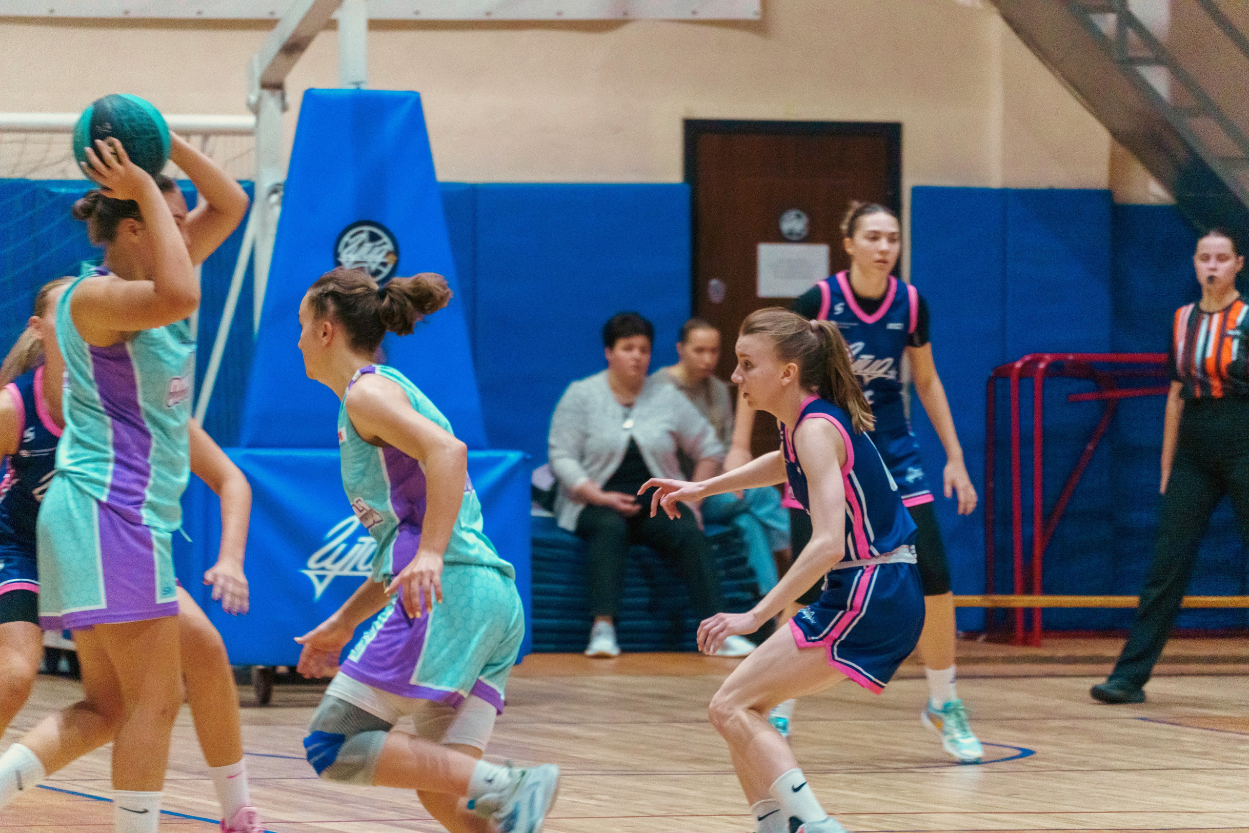 Баскетбол. Репортаж для спортивного клуба ГУТИД. Фотограф в Санкт-Петербурге Ибрагимова Алина