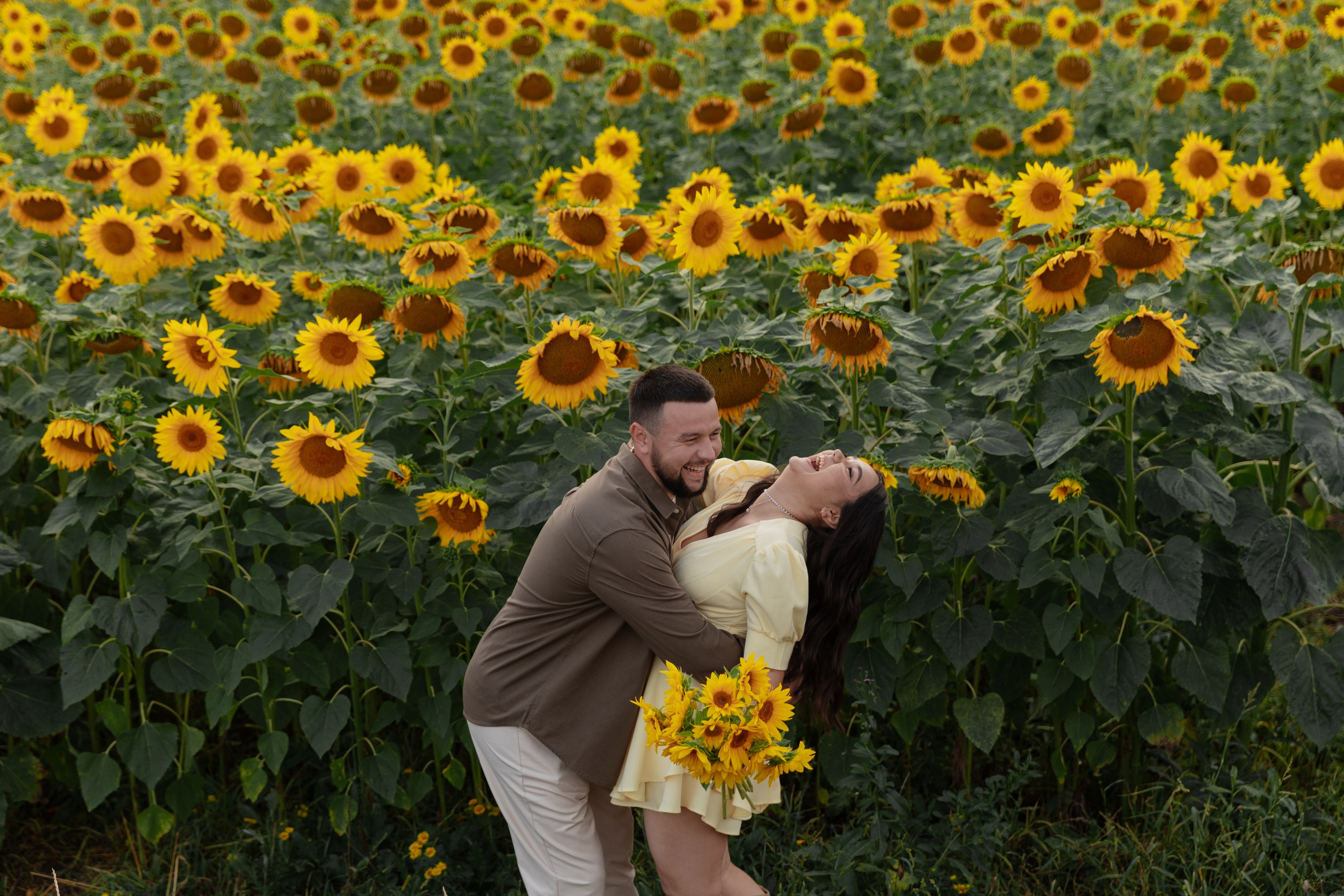Предсвадебная Подсолнухи. Свадебный и репортажный фотограф г. Чебоксары Евгений Леонидович