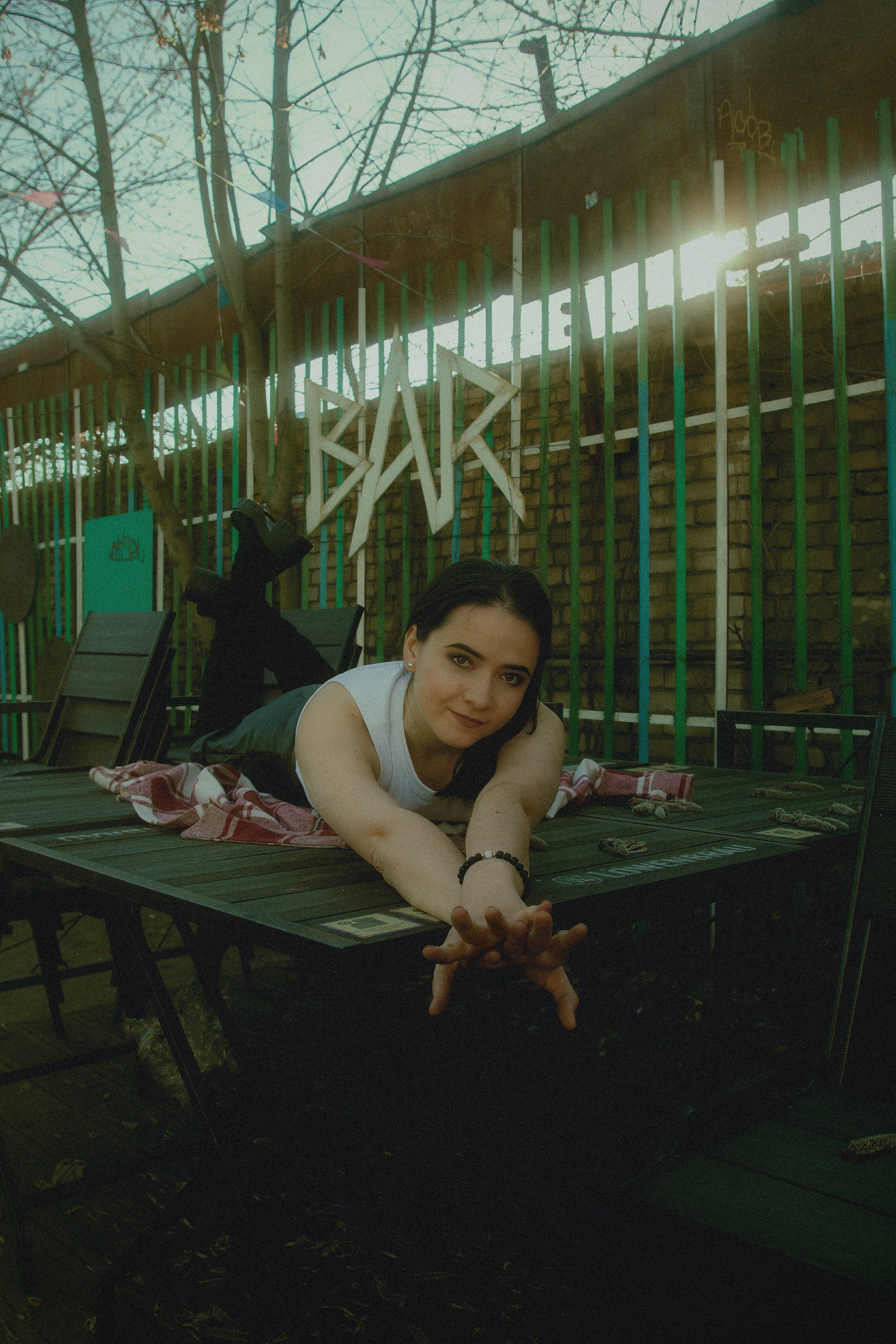 Солнечный Апрель