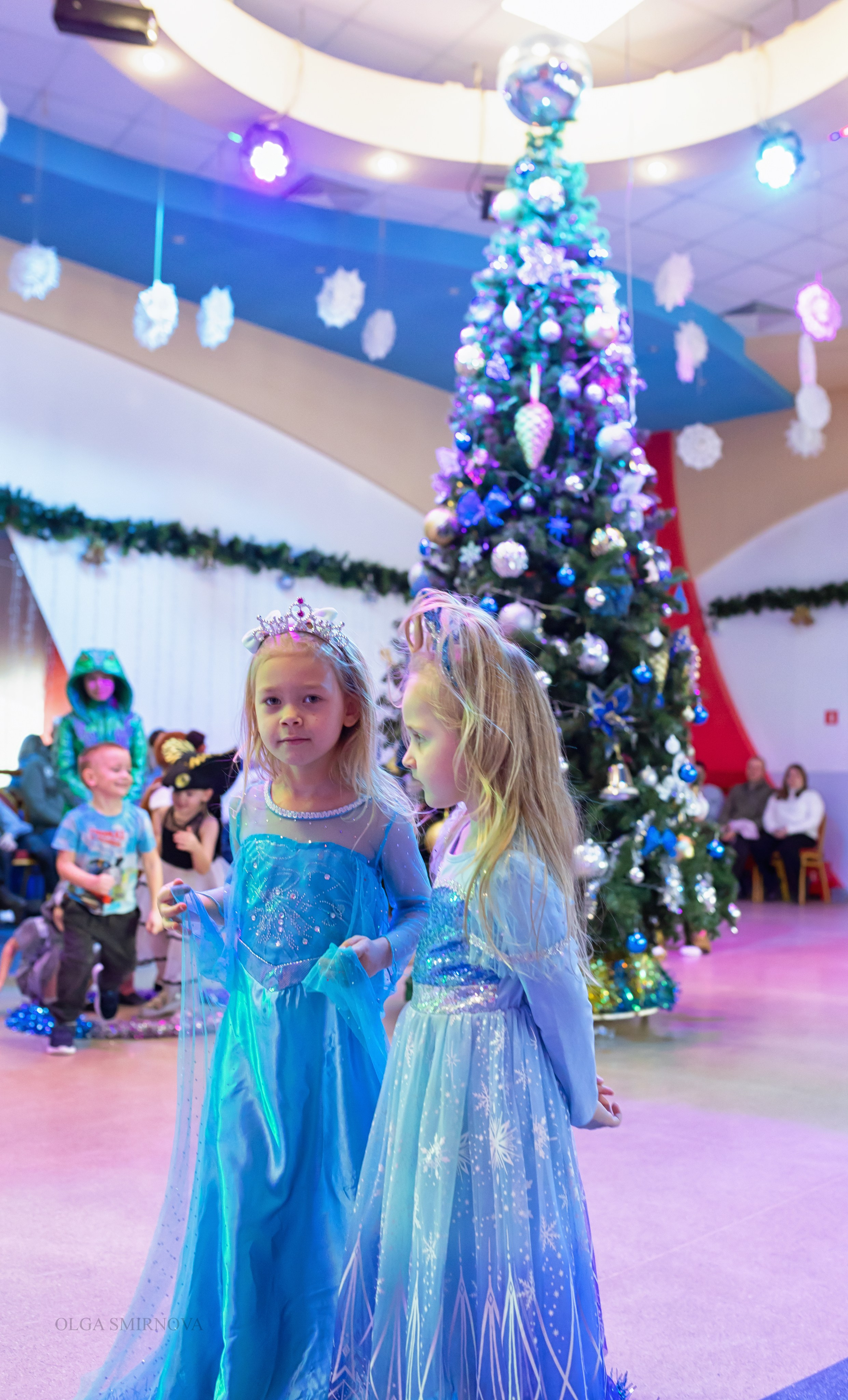 Утренник в ДОФ 04.01.25. Ольга Смирнова юрист, фотограф