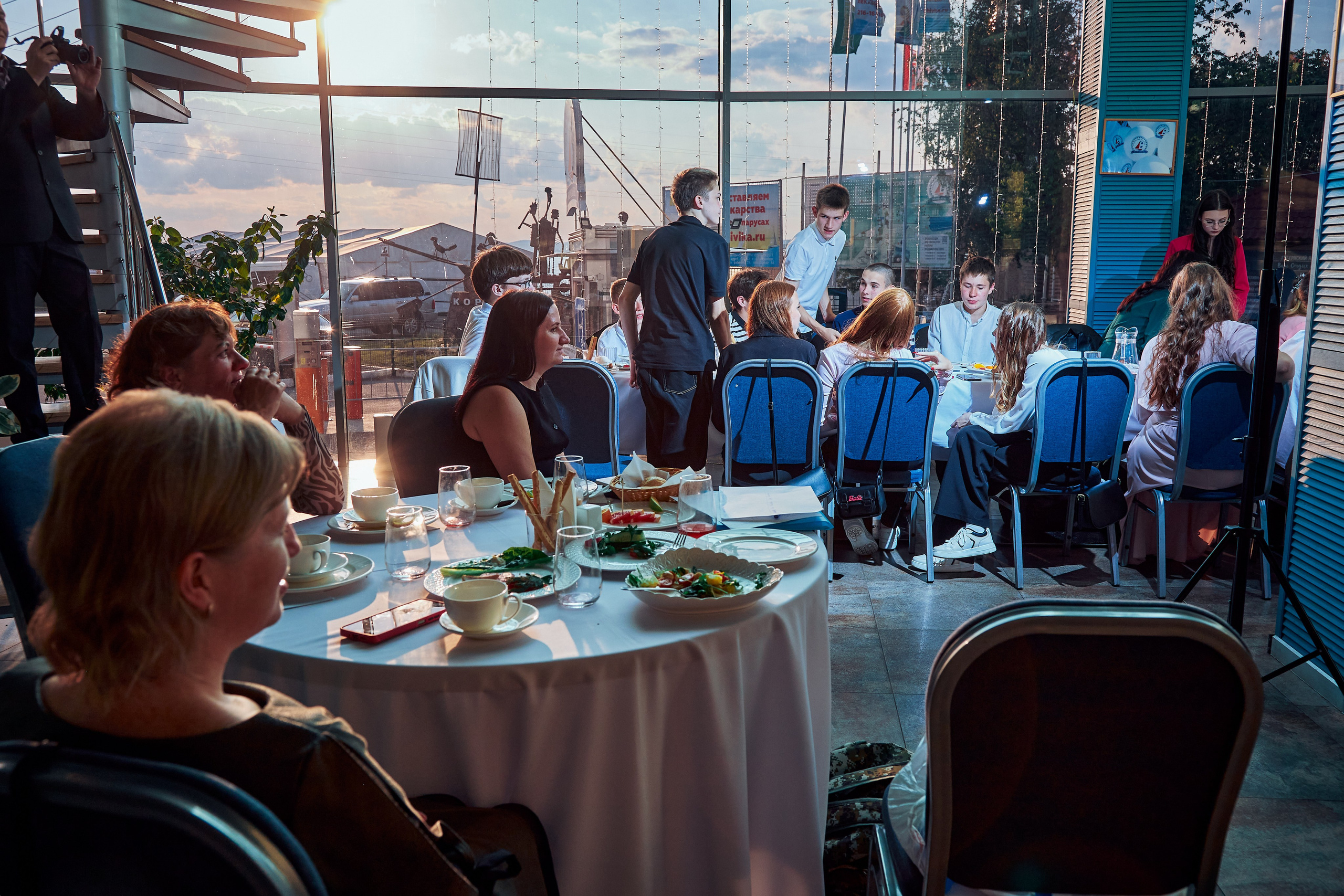 Выпускные 9-й и 11-й класс. Фотограф в Екатеринбурге Булат Хамитов