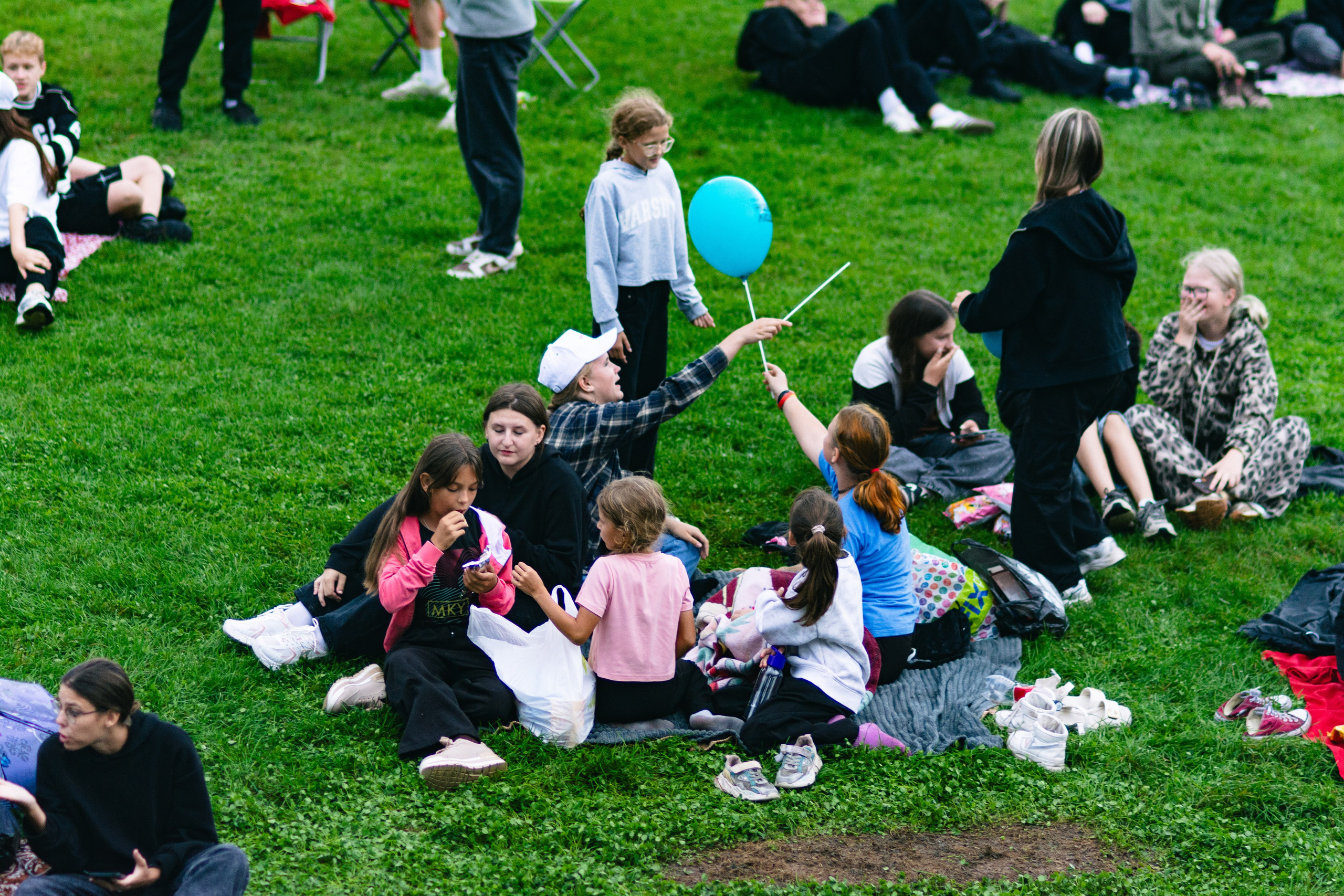 Кино на траве и ДР группы «Доктор Пепси». Алексей Маисеев | Свадебный и художественный фотограф в Новосибирске | Съемка на природе и в студии