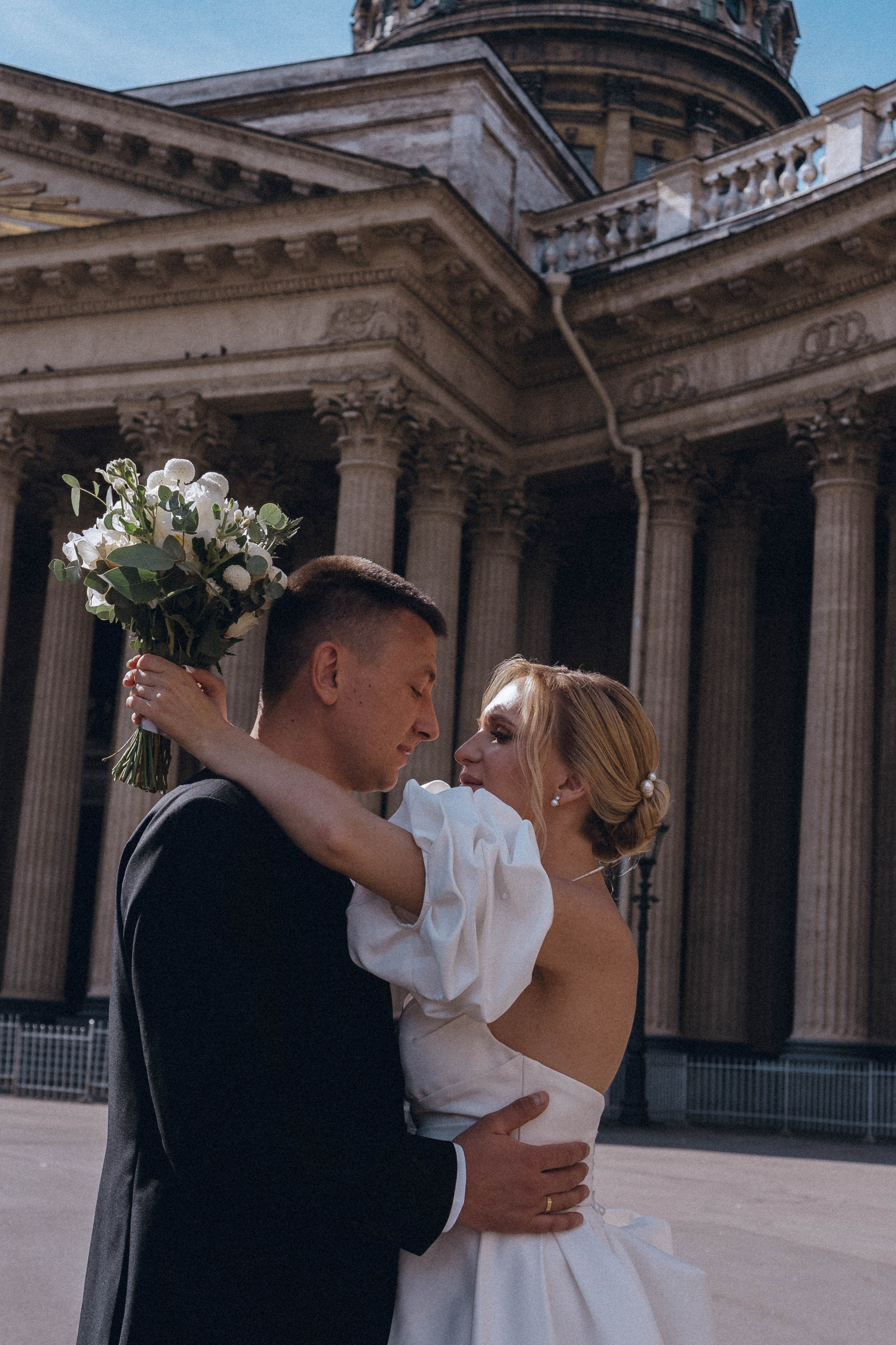 СВАДЕНБНАЯ СЬЕМКА НА КАТЕРЕ ПО КАНАЛАМ САНКТ-ПЕТЕРБУРГА И В АКВАТОРИИ НЕВЫ. Профессиональный фотограф, Санкт-Петербург — Виктория Богомолова