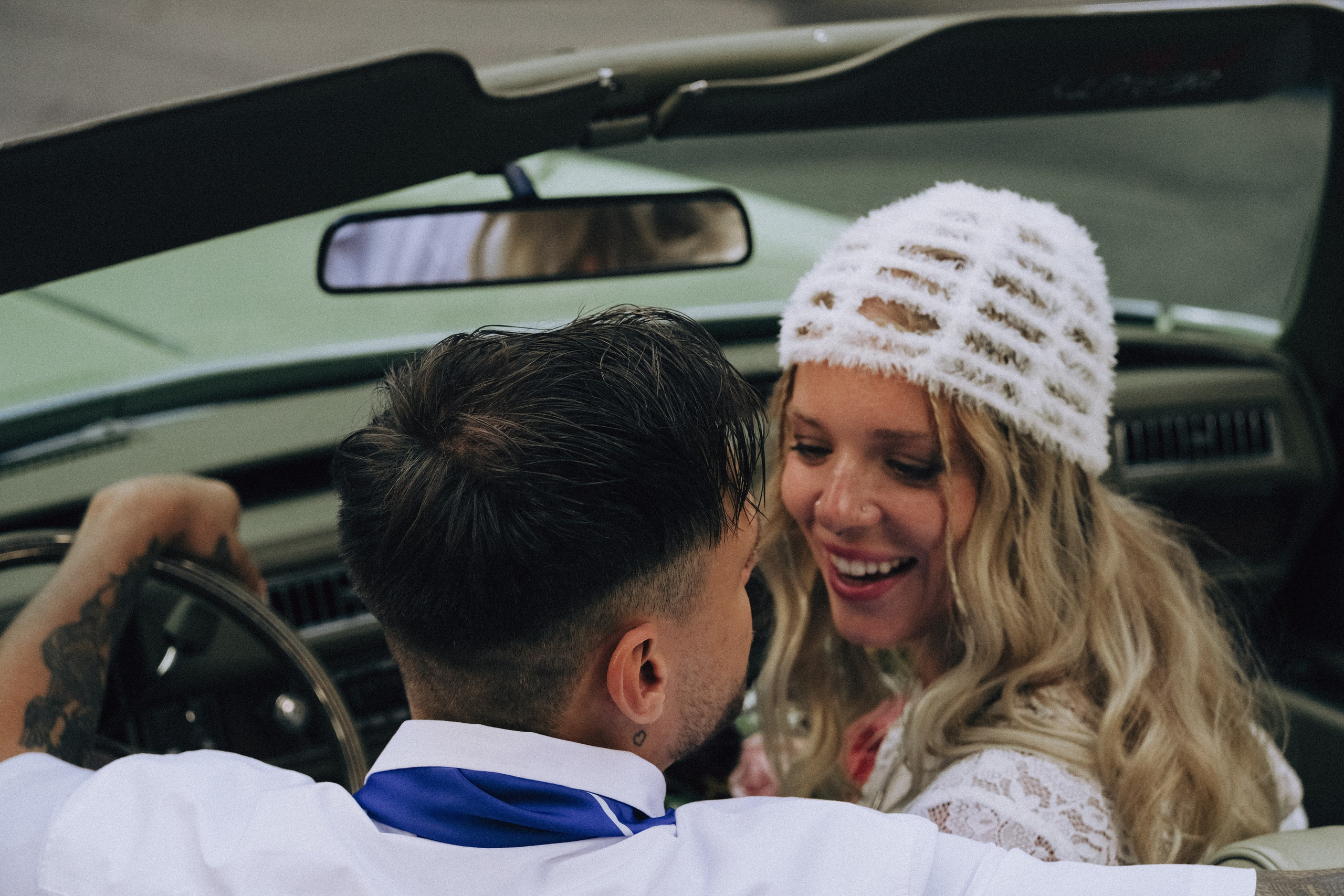 СВАДЕБНАЯ СЬЕМКА С КАБРИОЛЕТОМ В САНТК-ПЕТЕРБУРГЕ НА ПЕТРОГРАДКЕ В ОТЕЛЕ ПАНОРАМИКА. Профессиональный фотограф, Санкт-Петербург — Виктория Богомолова