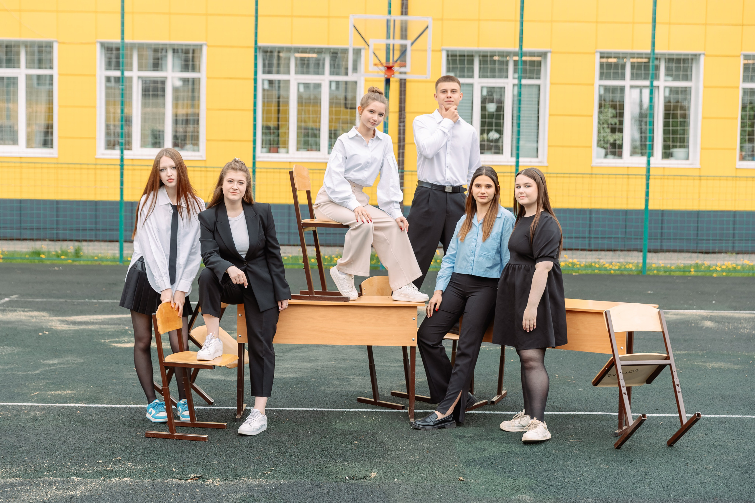 Позирование группы. Выпускные альбомы для детского сада и школы