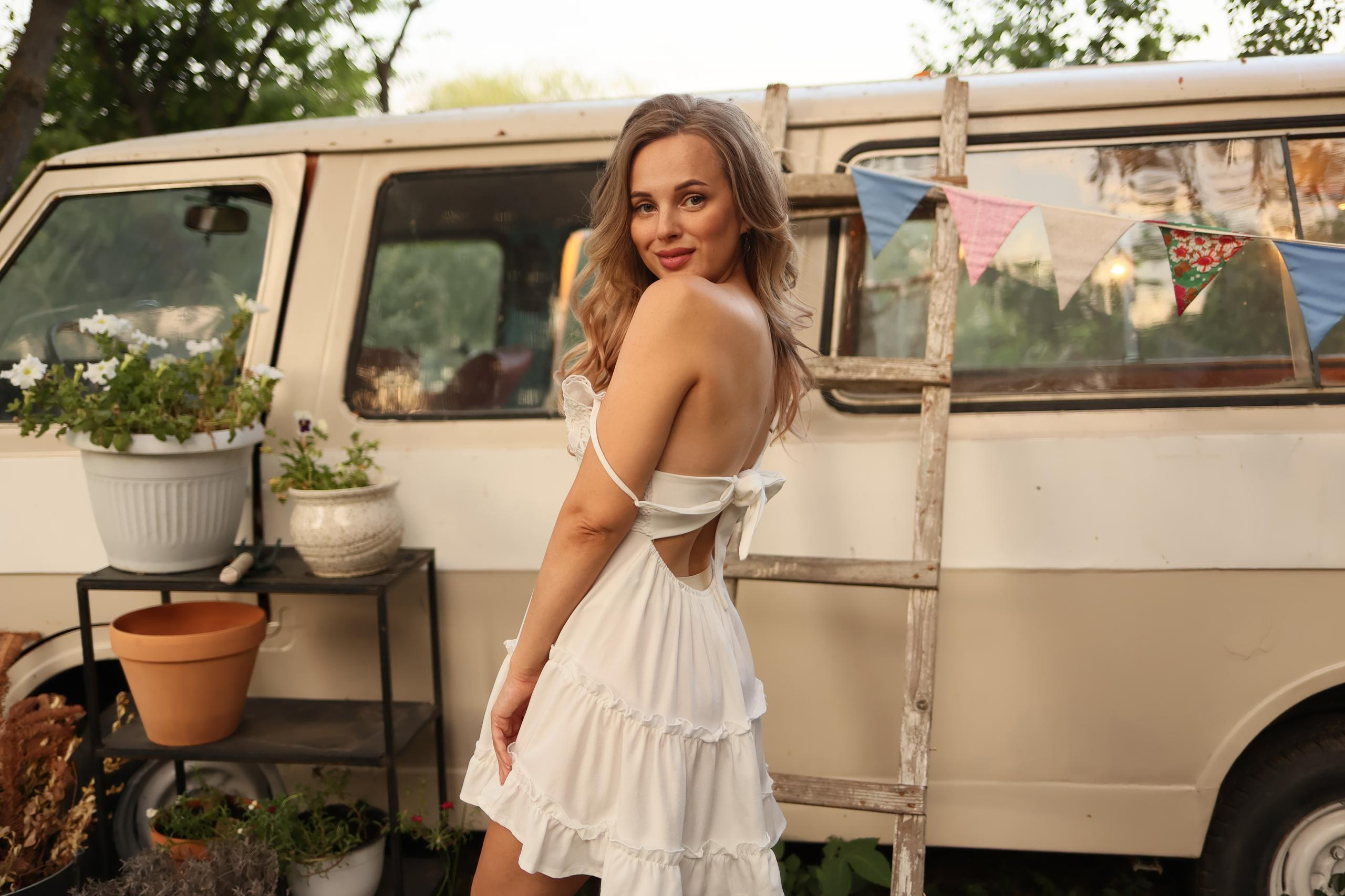 В фургоне. Анна Демидец — маркетолог и фотограф в Новошахтинске, Шахтах и Ростове-на-Дону и онлайн по РФ
