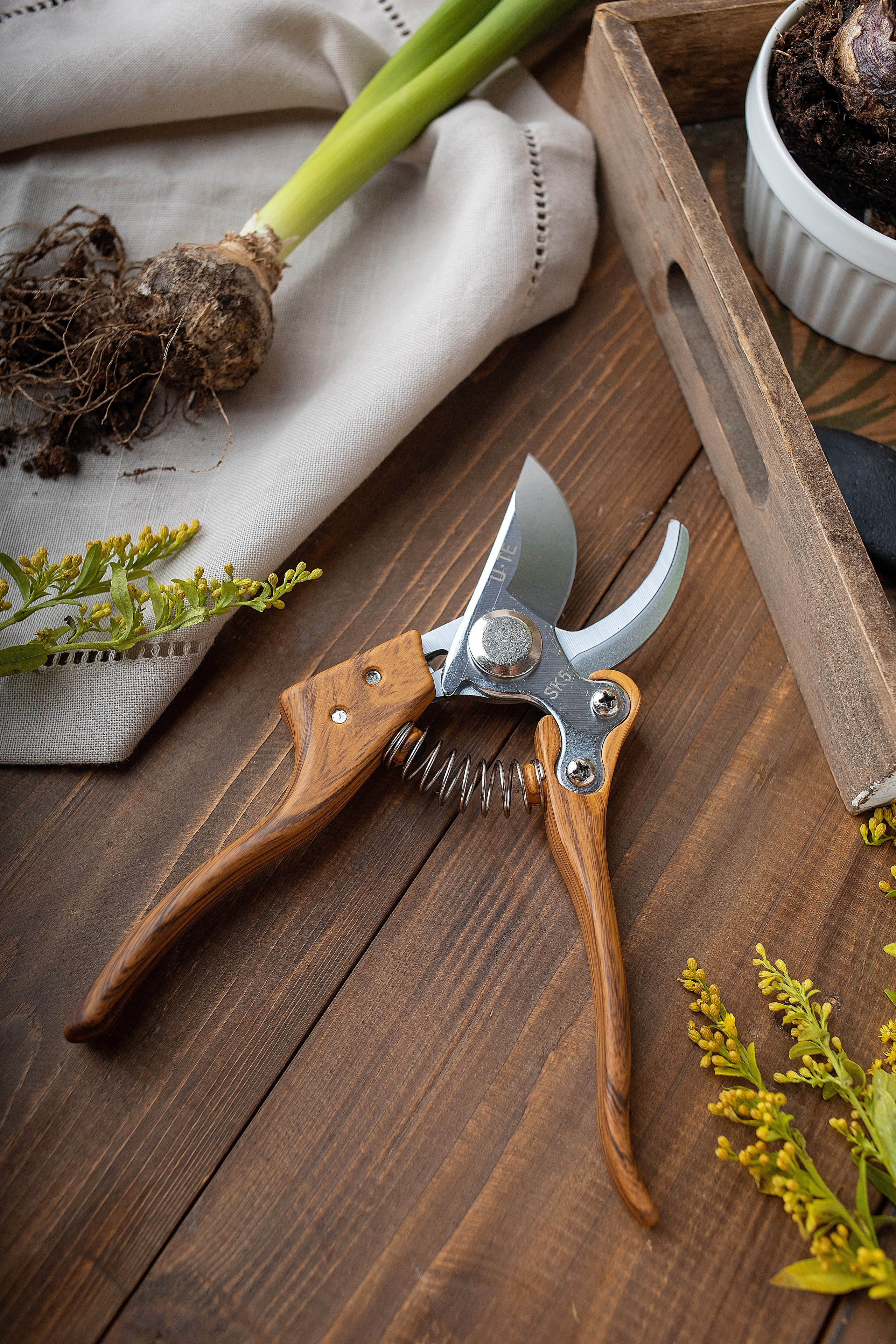 Секатор «RORAEGORA». Предметный & фудфотограф Рязань