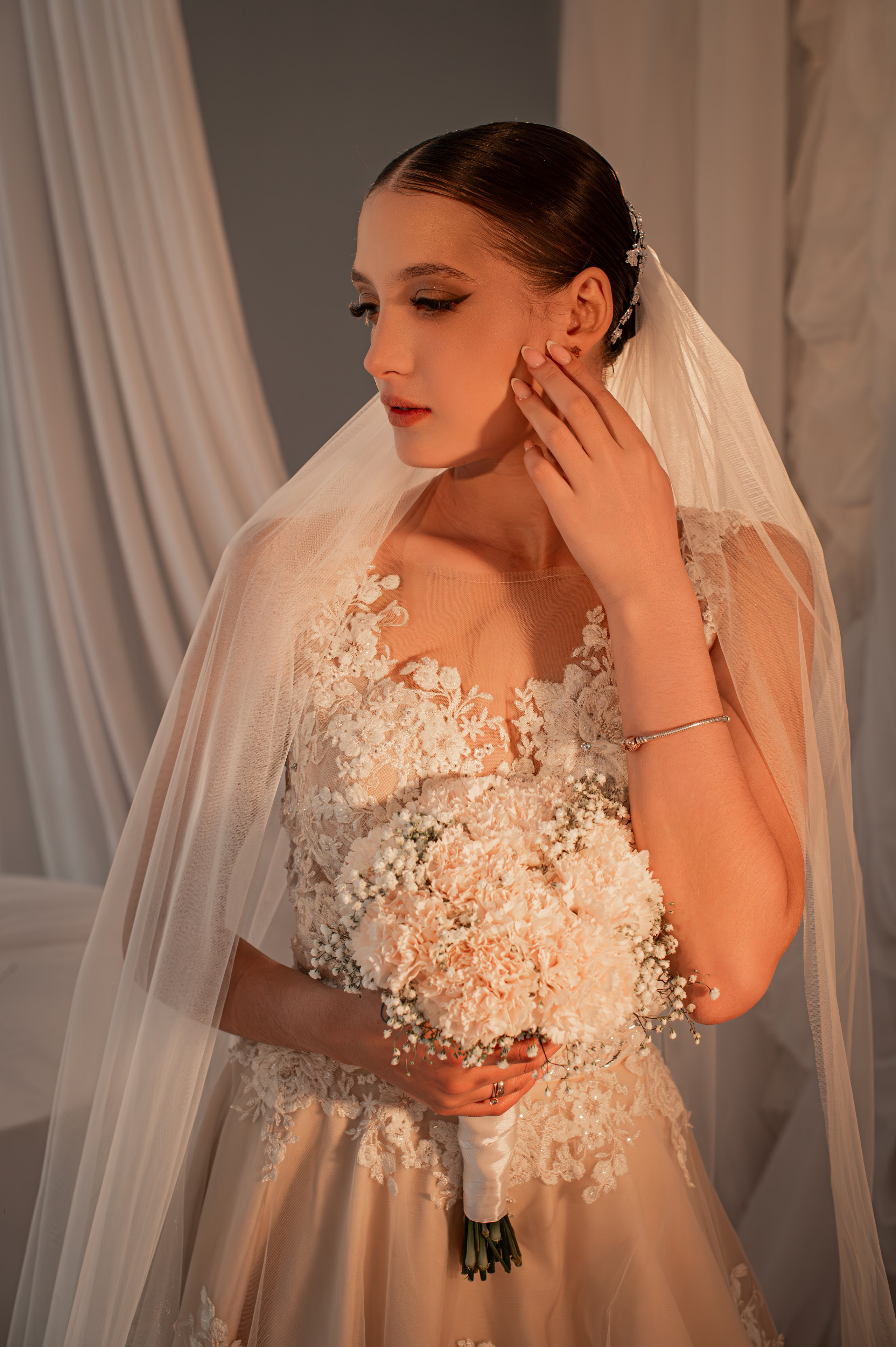 Съемка в студии, гостинице. Семейный и свадебный фотограф в Донецке Донская Анастасия