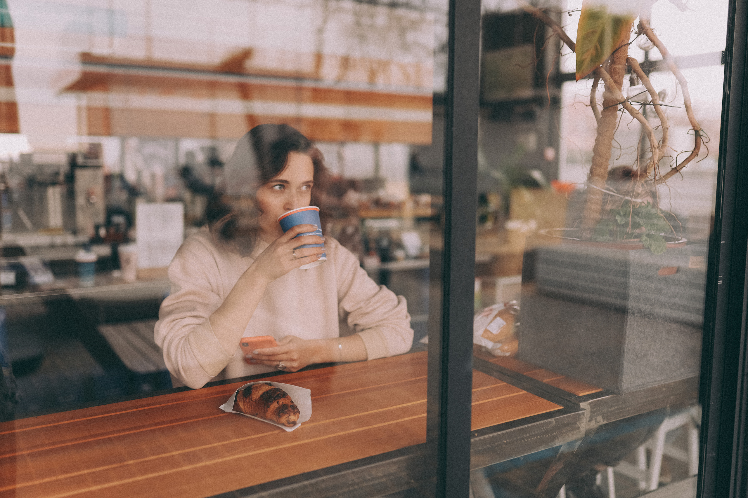 Катя с семьей в Сочи. Главная