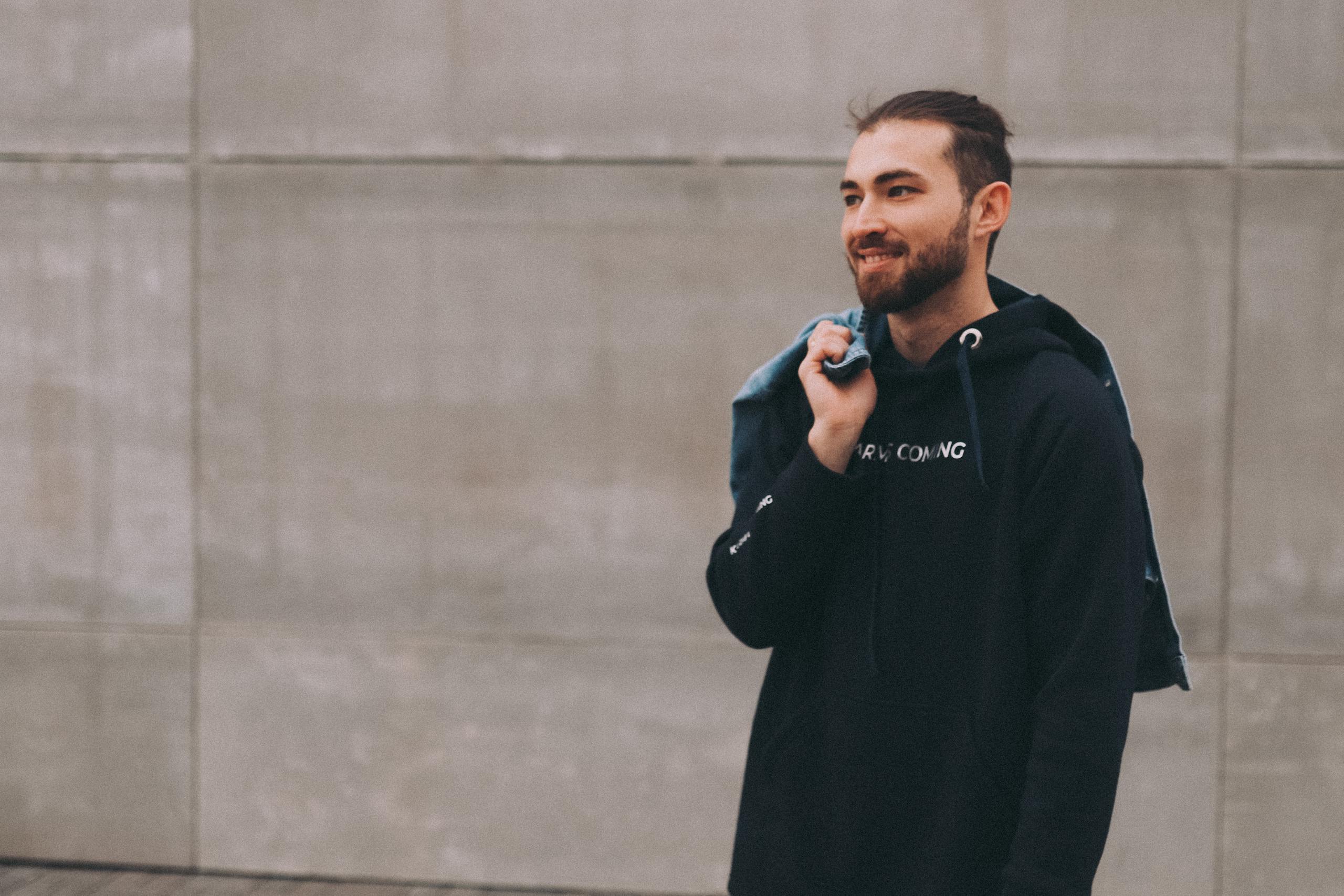 Катя с семьей в Сочи. Главная