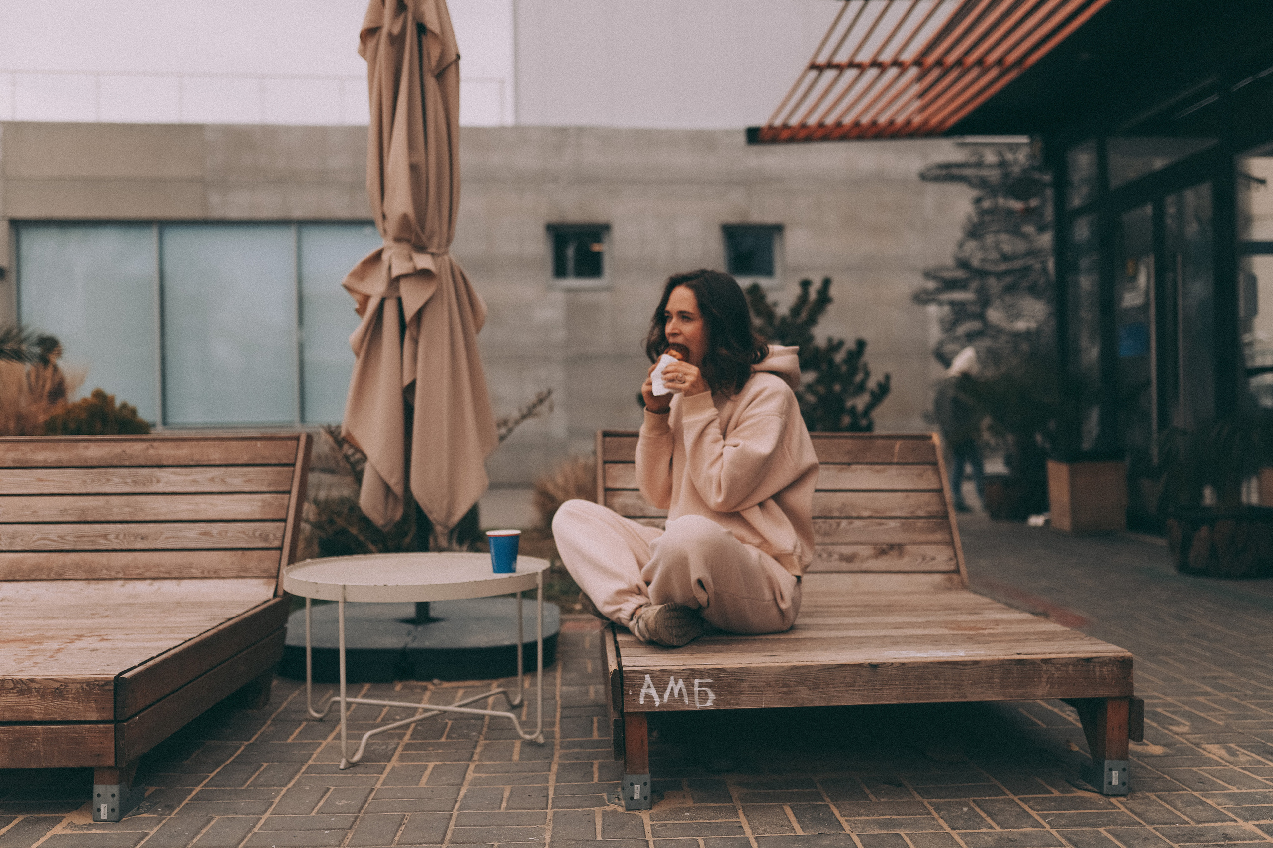 Катя с семьей в Сочи. Главная