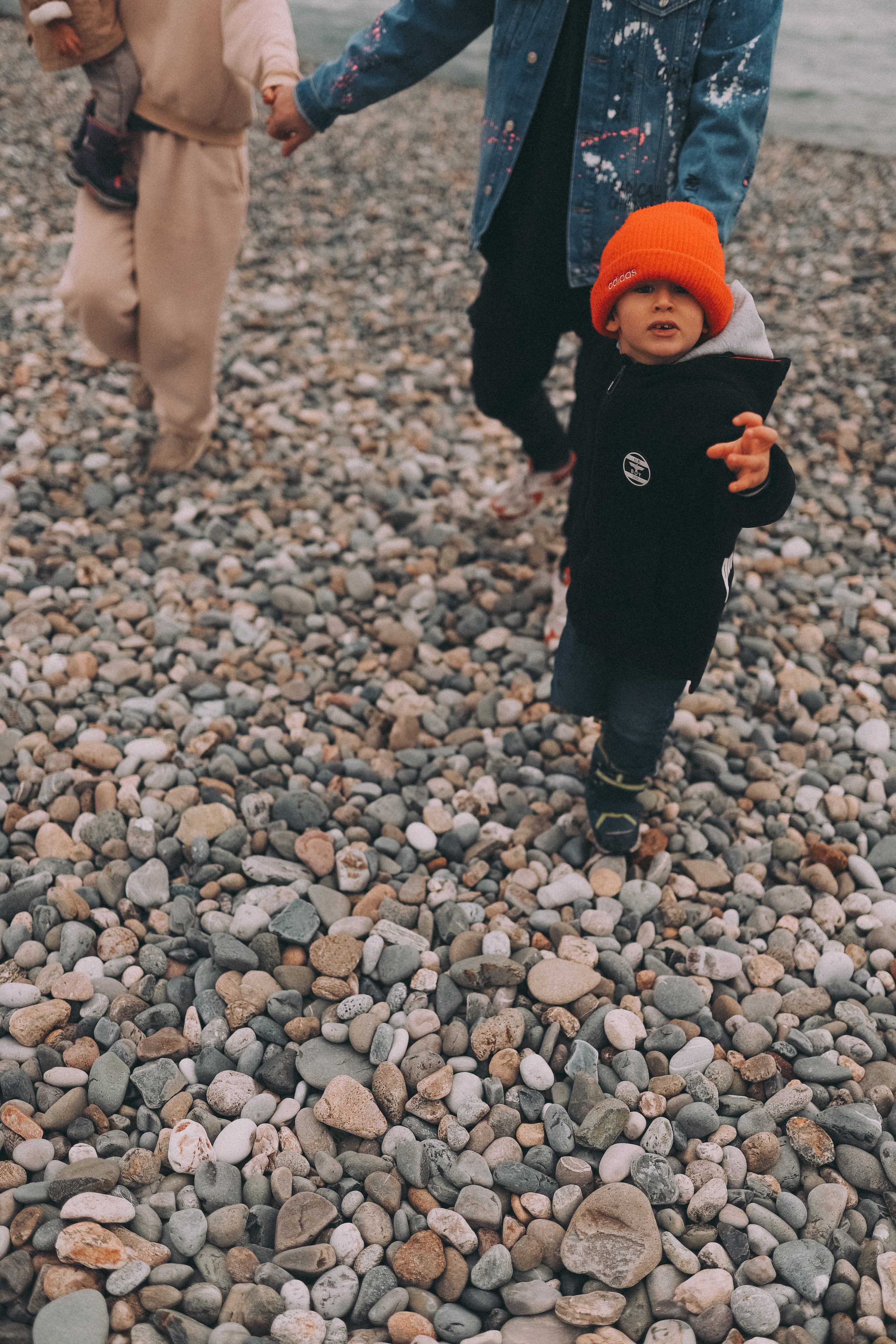 Катя с семьей в Сочи. Главная