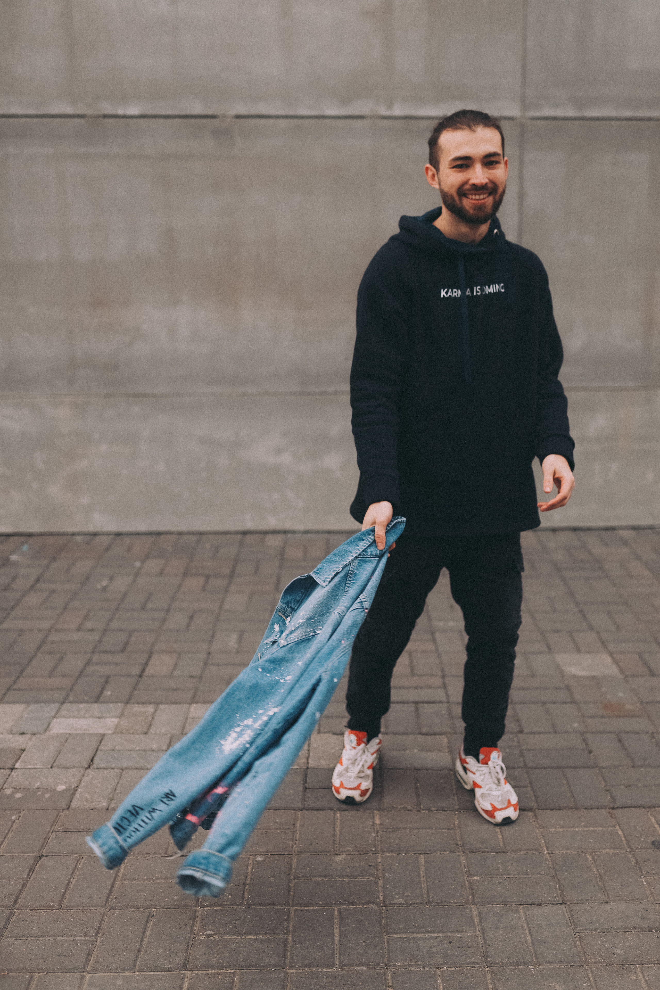 Катя с семьей в Сочи. Главная