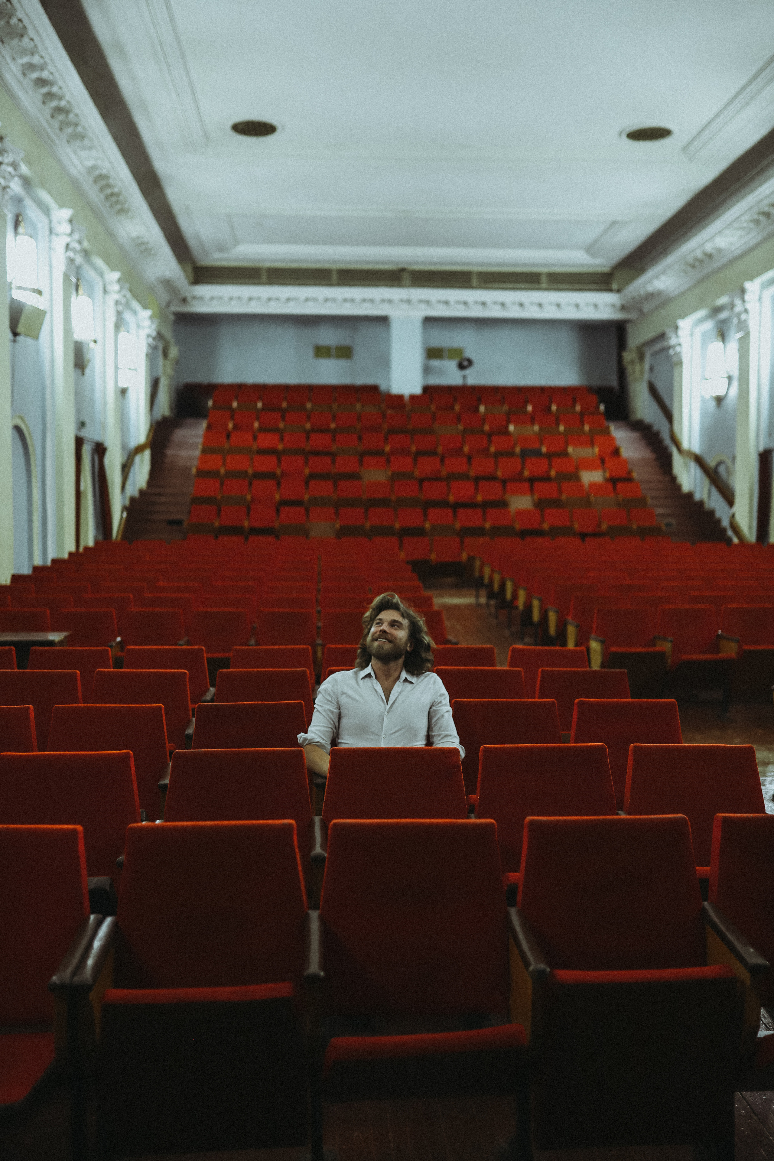 Саша. Главная