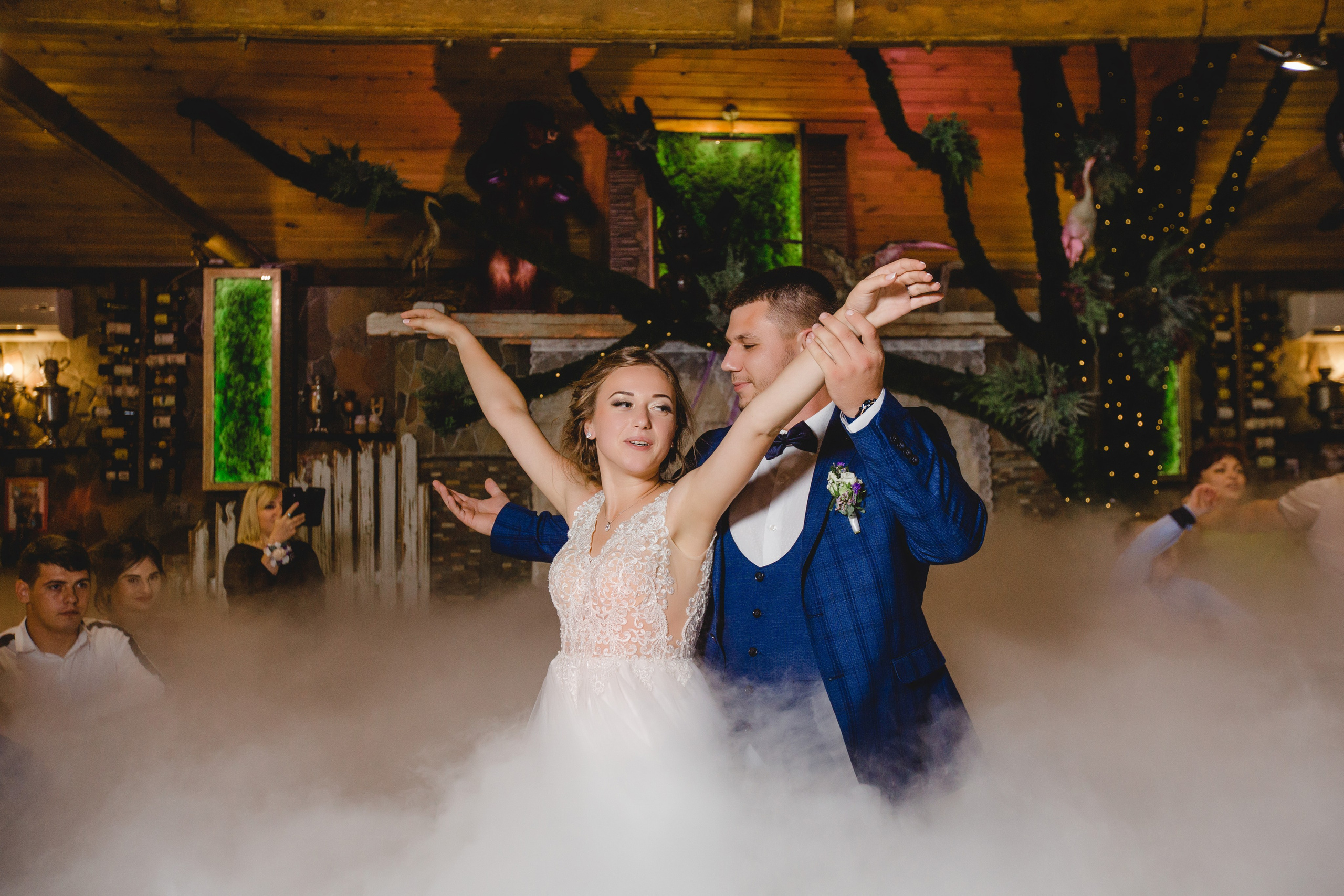 Свадьба в лесу. Свадебный и семейный фотограф в Краснодаре