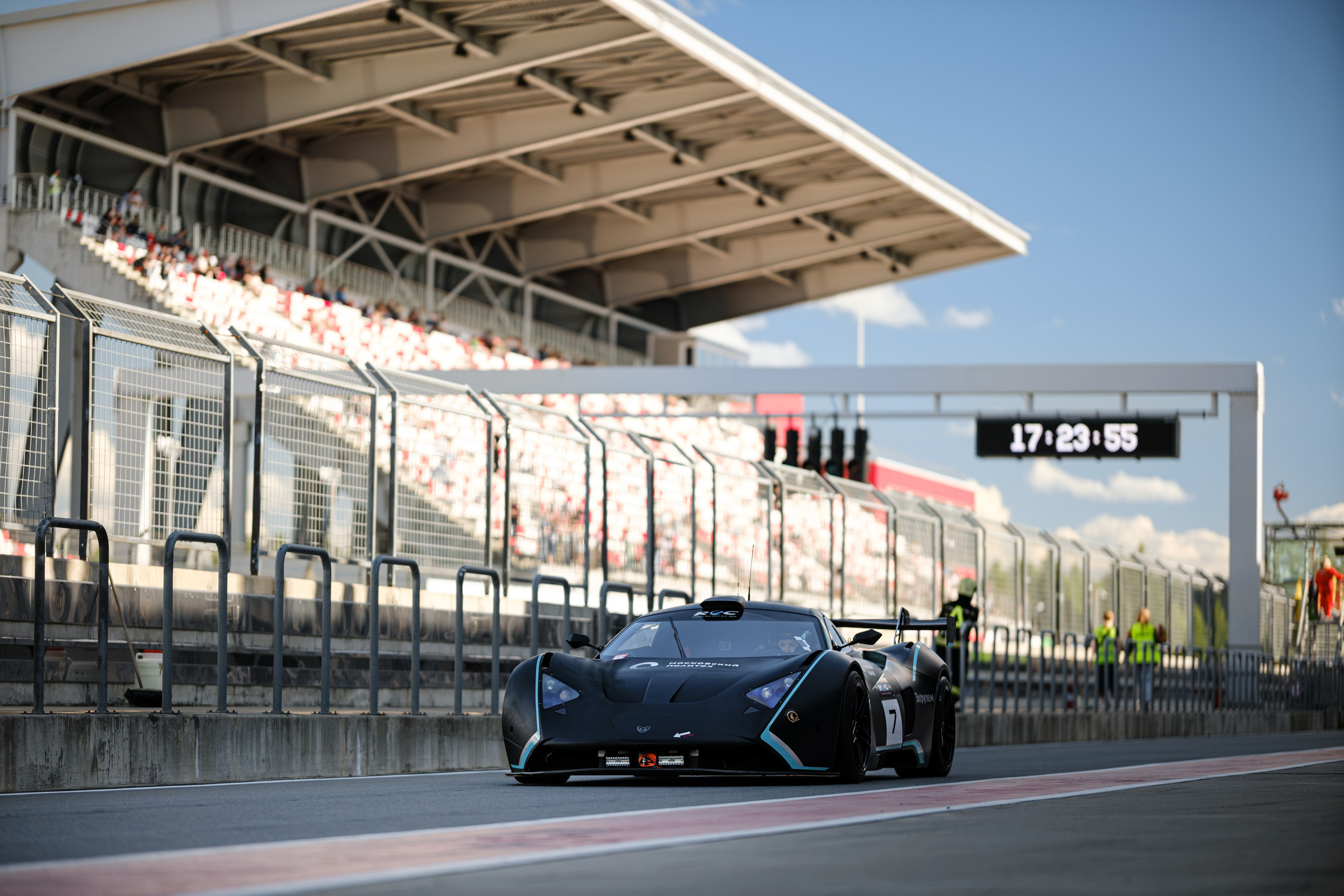 Российская серия гонок на выносливость. Авто и мотоспорт — фотограф Антон Медведев iCoguar